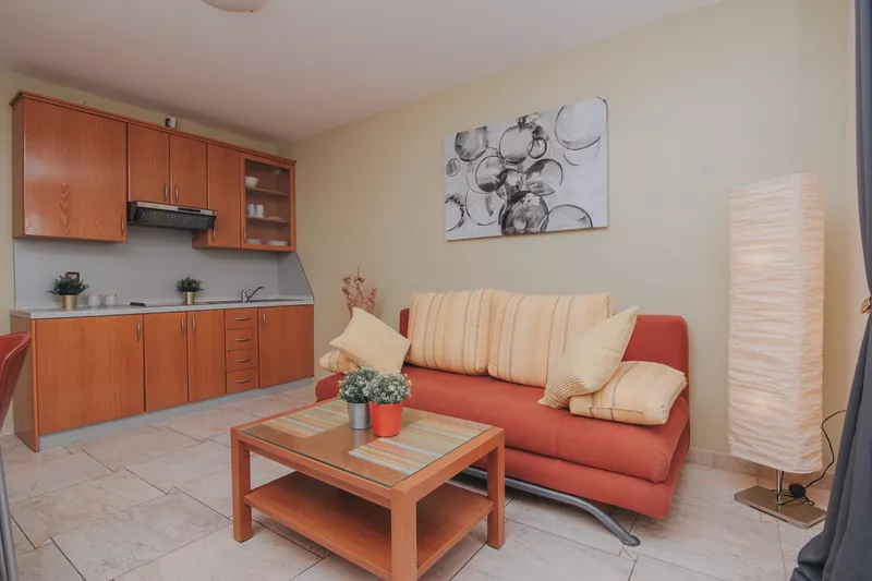 Tolo | One-Bedroom apartment - Image 3