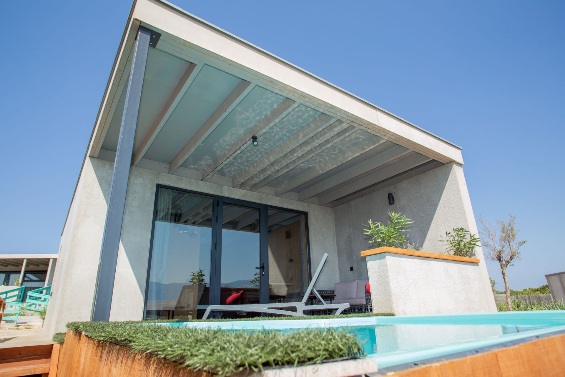 Beach House | 3-4 pax