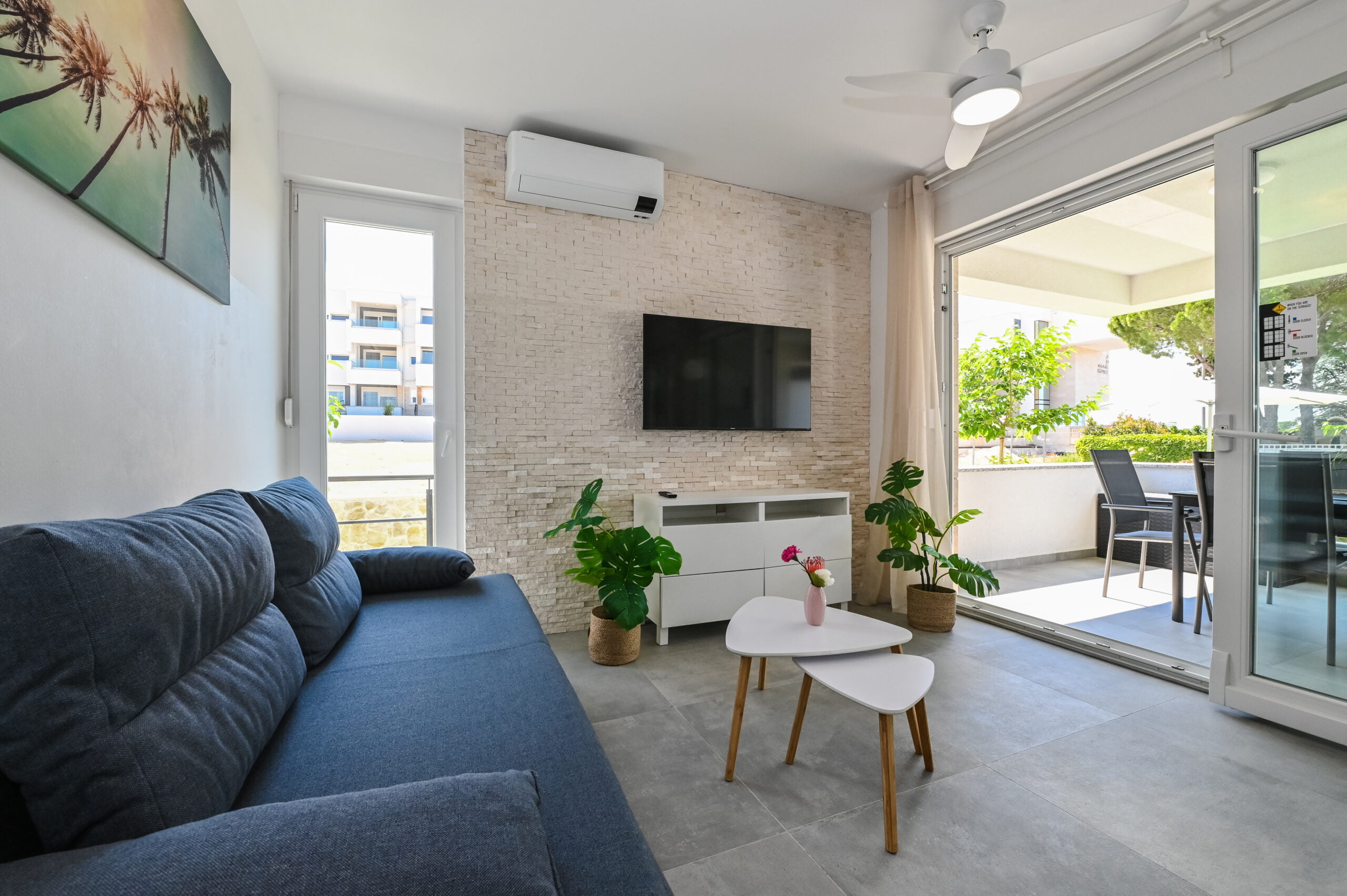 Olive Garden 2 | One-Bedroom Apartment - Image 2