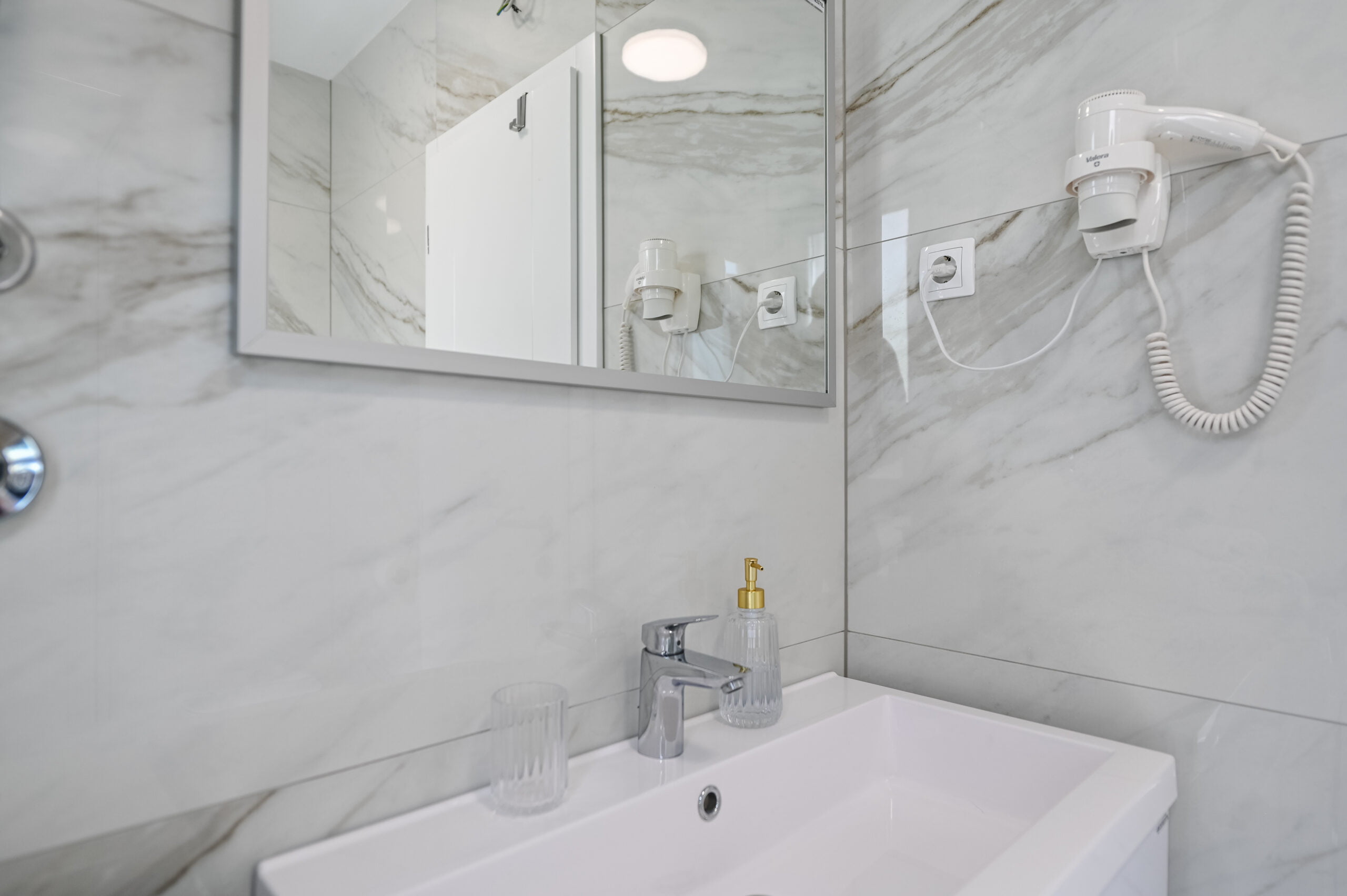 Olive Garden 2 | One-Bedroom Apartment - Image 17
