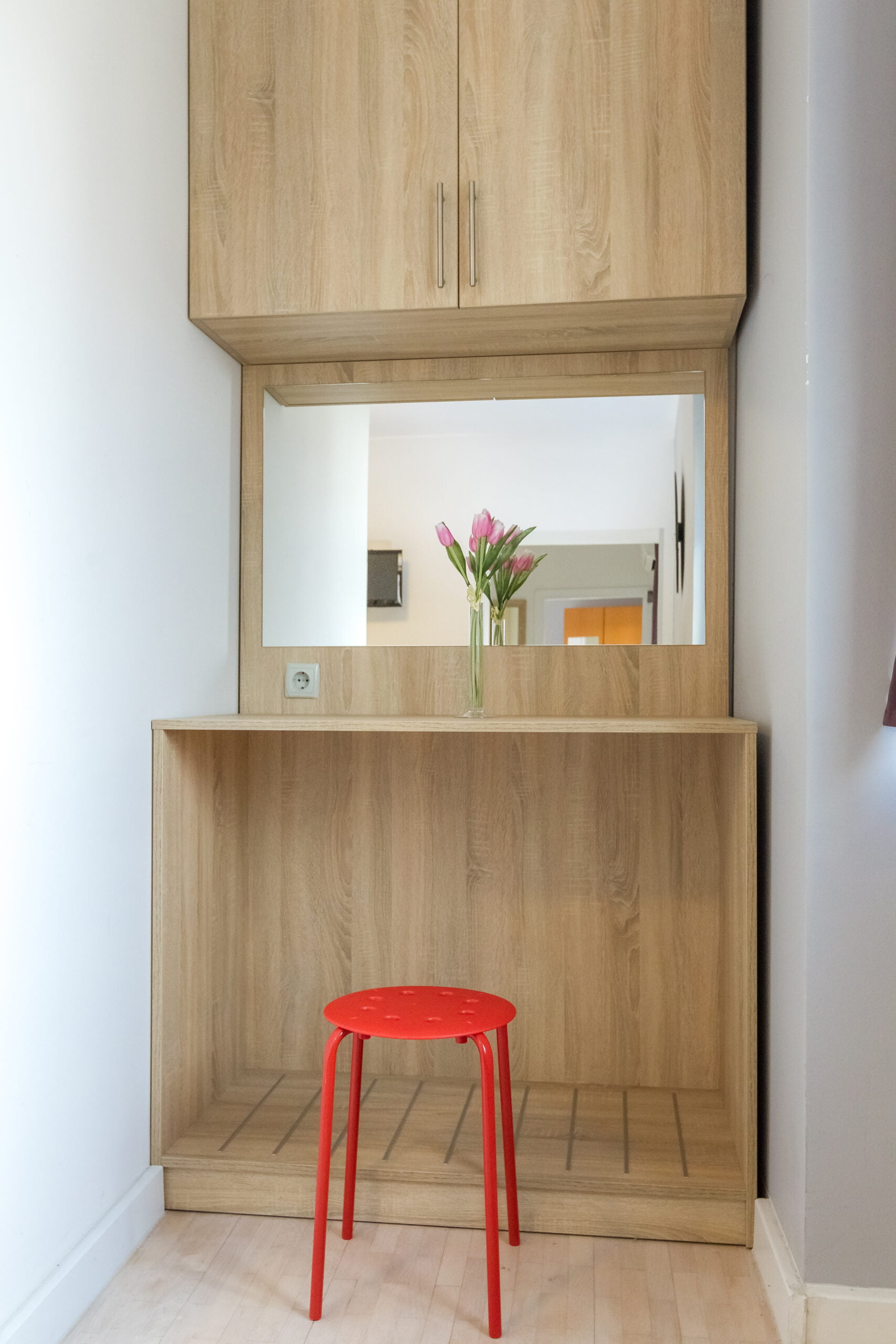 Ventus | Two-Bedroom Apartment with Balcony - Image 3