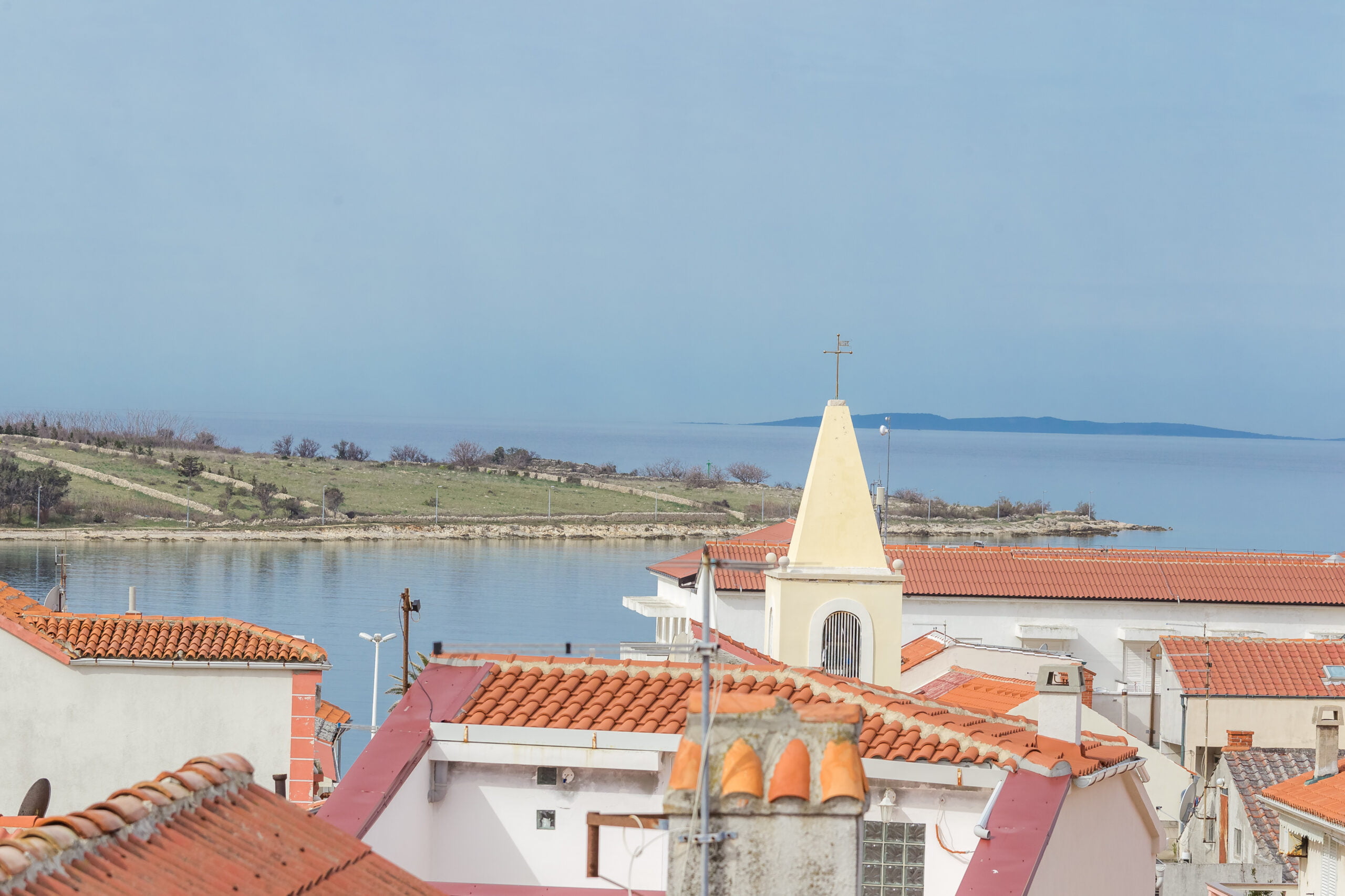 Ventus | One-Bedroom Apartment with Terrace and Sea View - Image 3