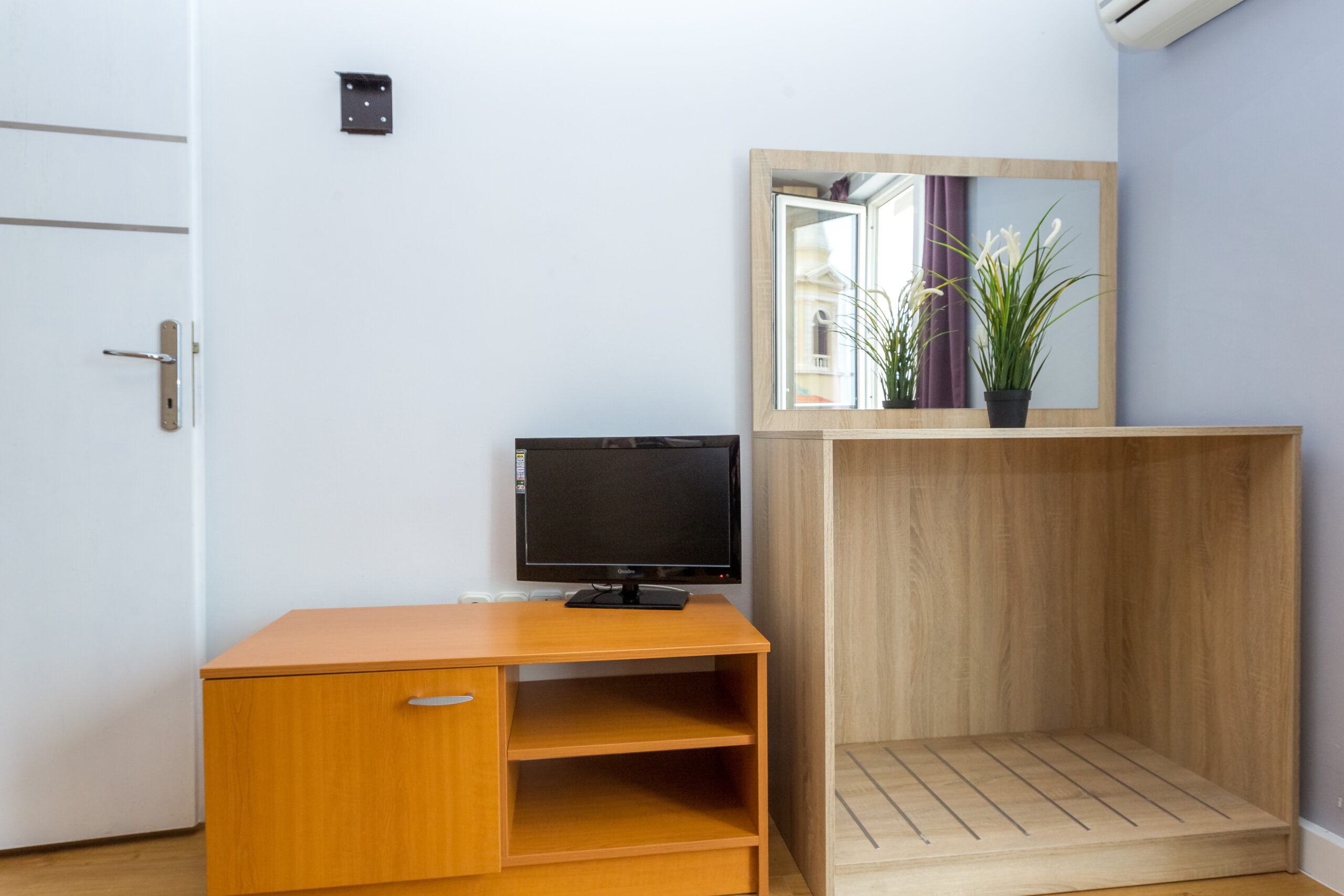 Ventus | One-Bedroom Apartment with Terrace and Sea View - Image 8