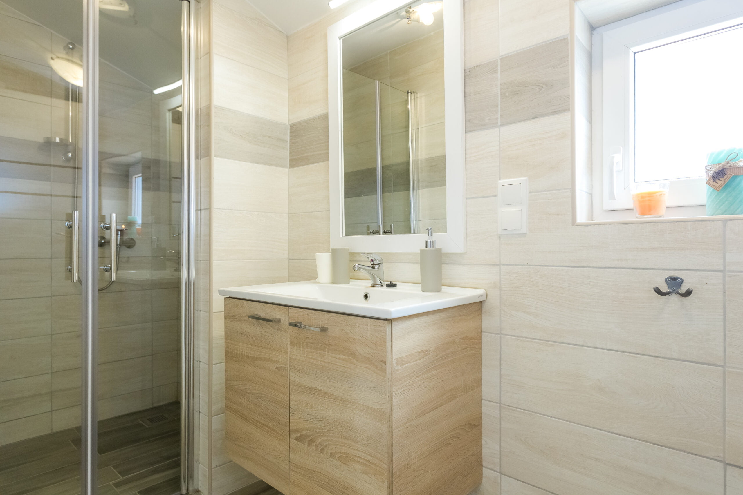 Ventus | One-Bedroom Apartment with Terrace and Sea View - Image 12