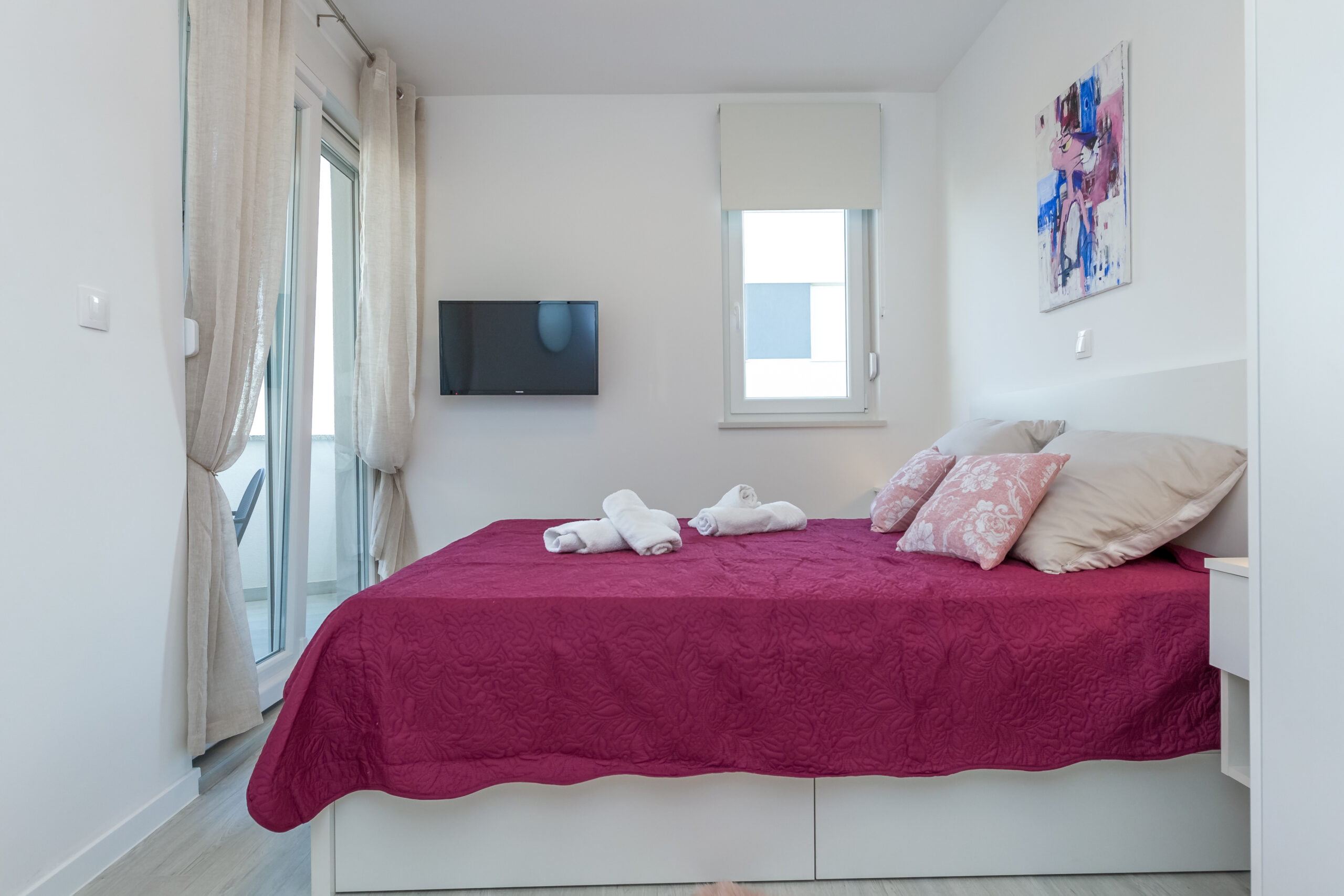 Tomana | Deluxe Duplex Two-Bedrooms - Image 2