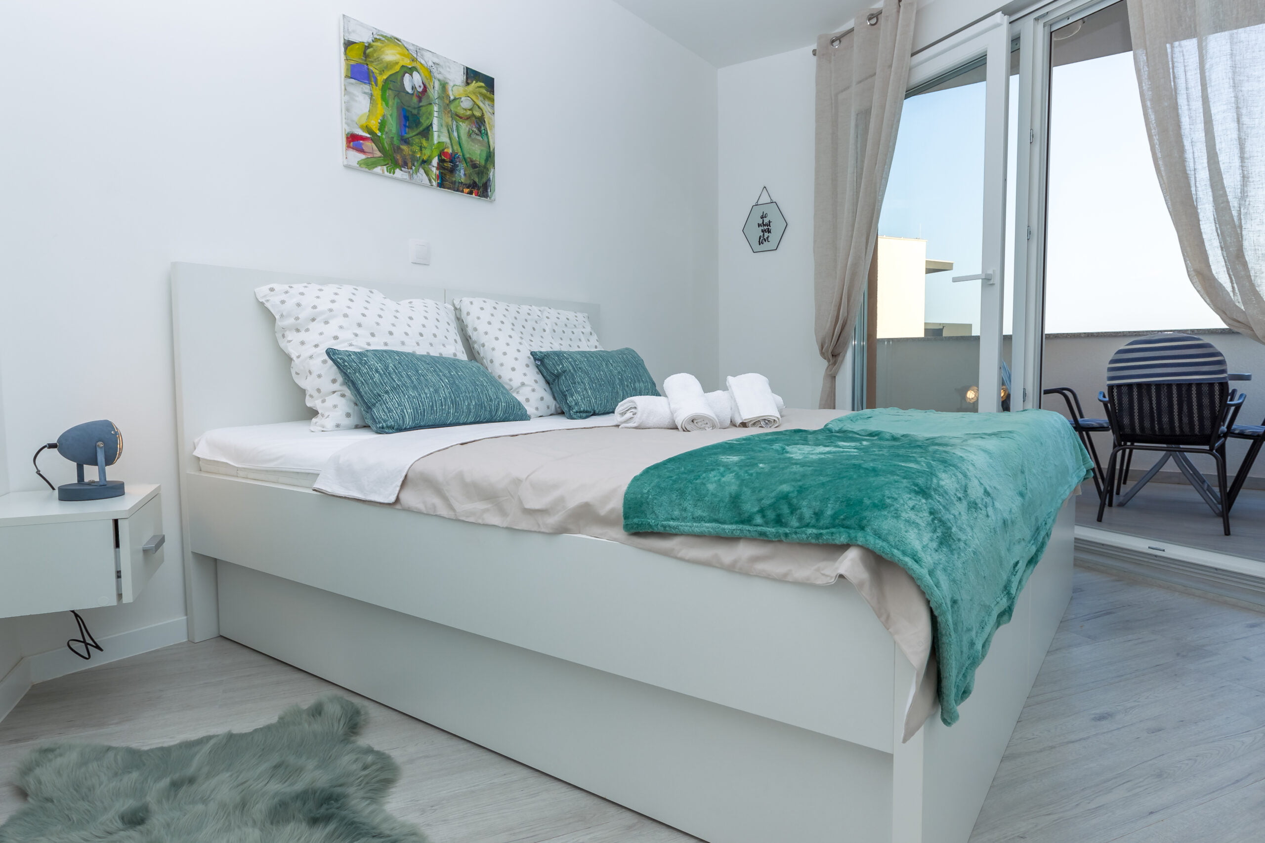Tomana | Deluxe Duplex Two-Bedrooms - Image 4