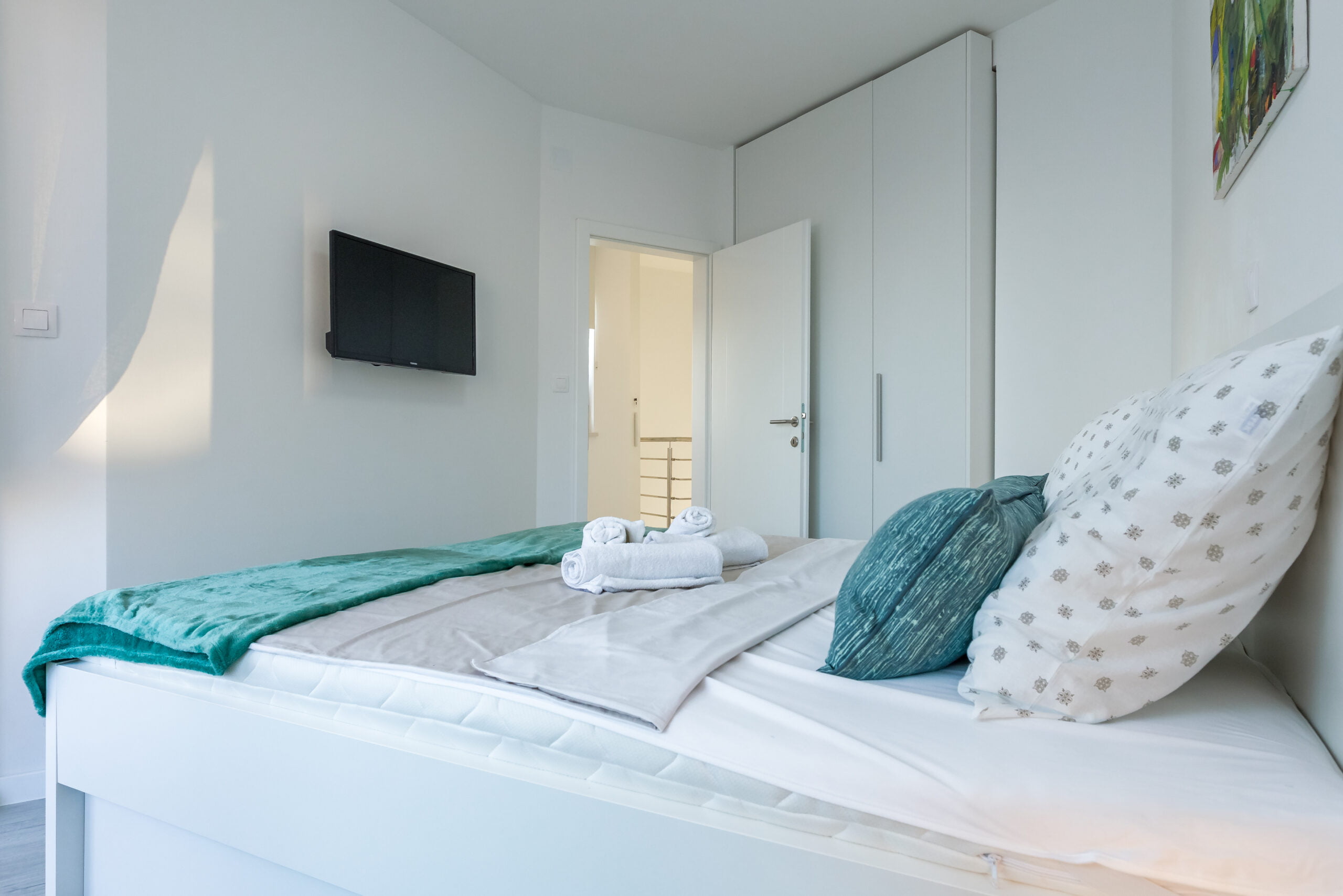 Tomana | Deluxe Duplex Two-Bedrooms - Image 5