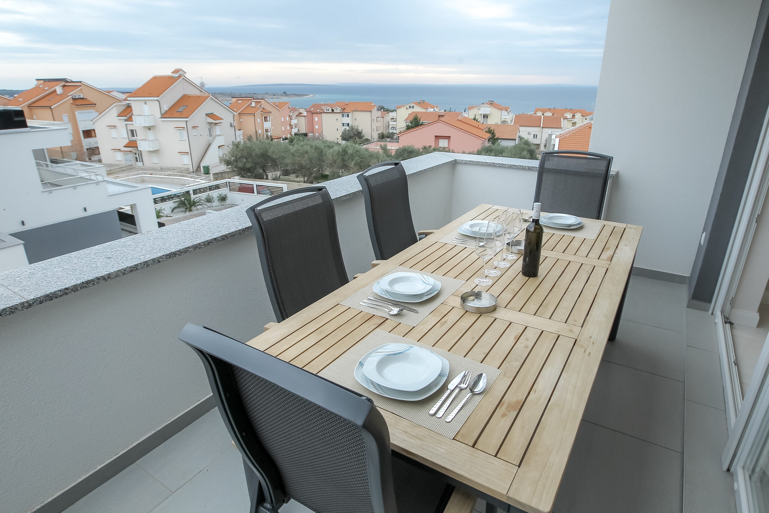 Tomana | Two-Bedroom Apartment - Image 12