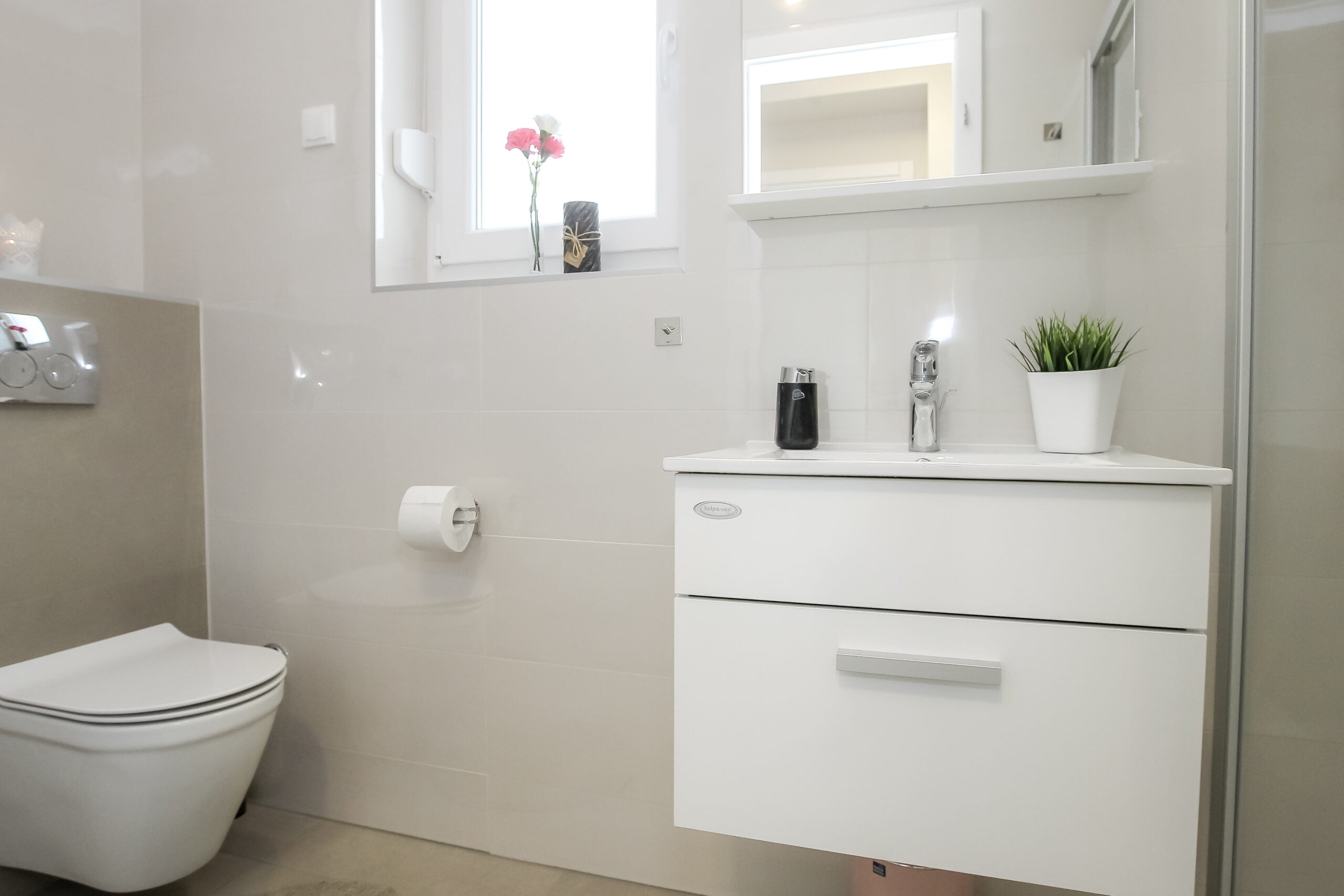 Tomana | Two-Bedroom Apartment - Image 15