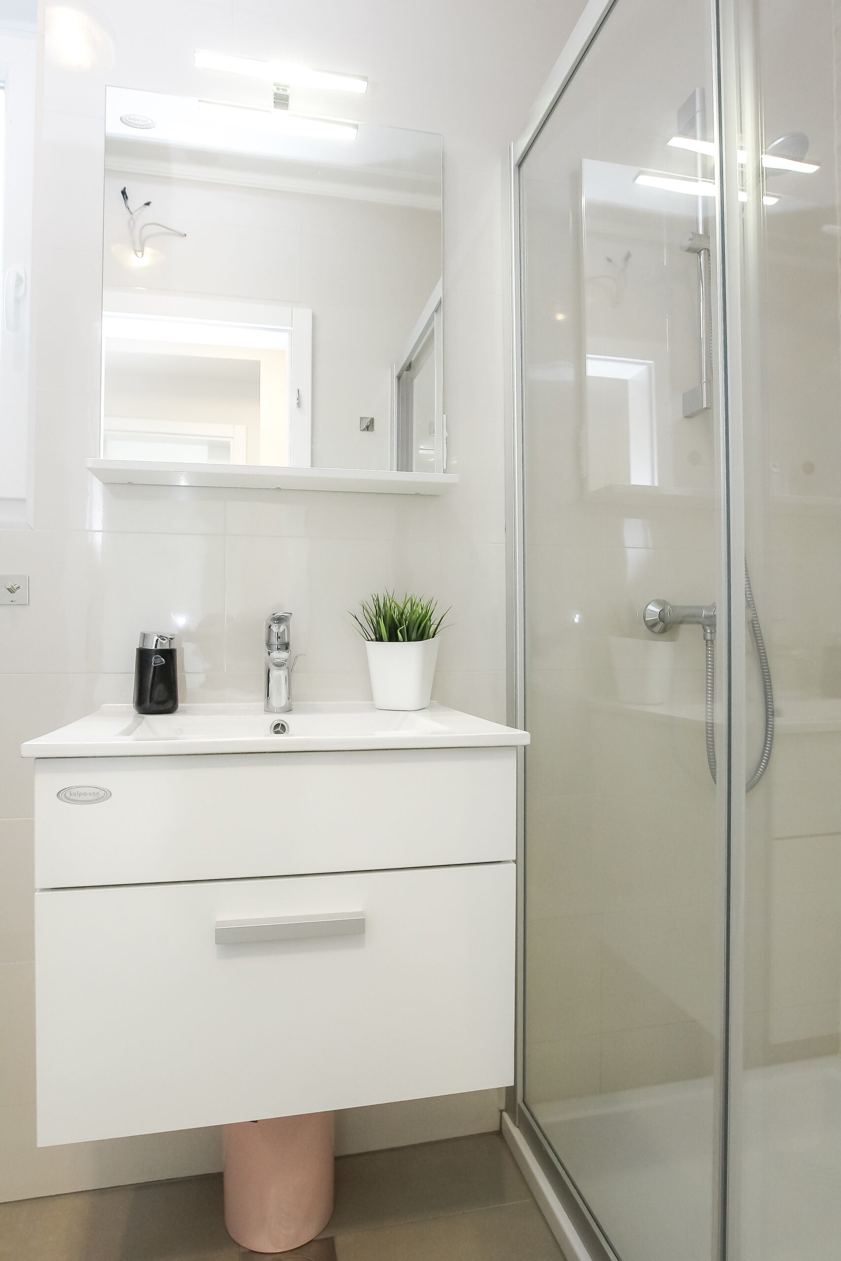 Tomana | Two-Bedroom Apartment - Image 16