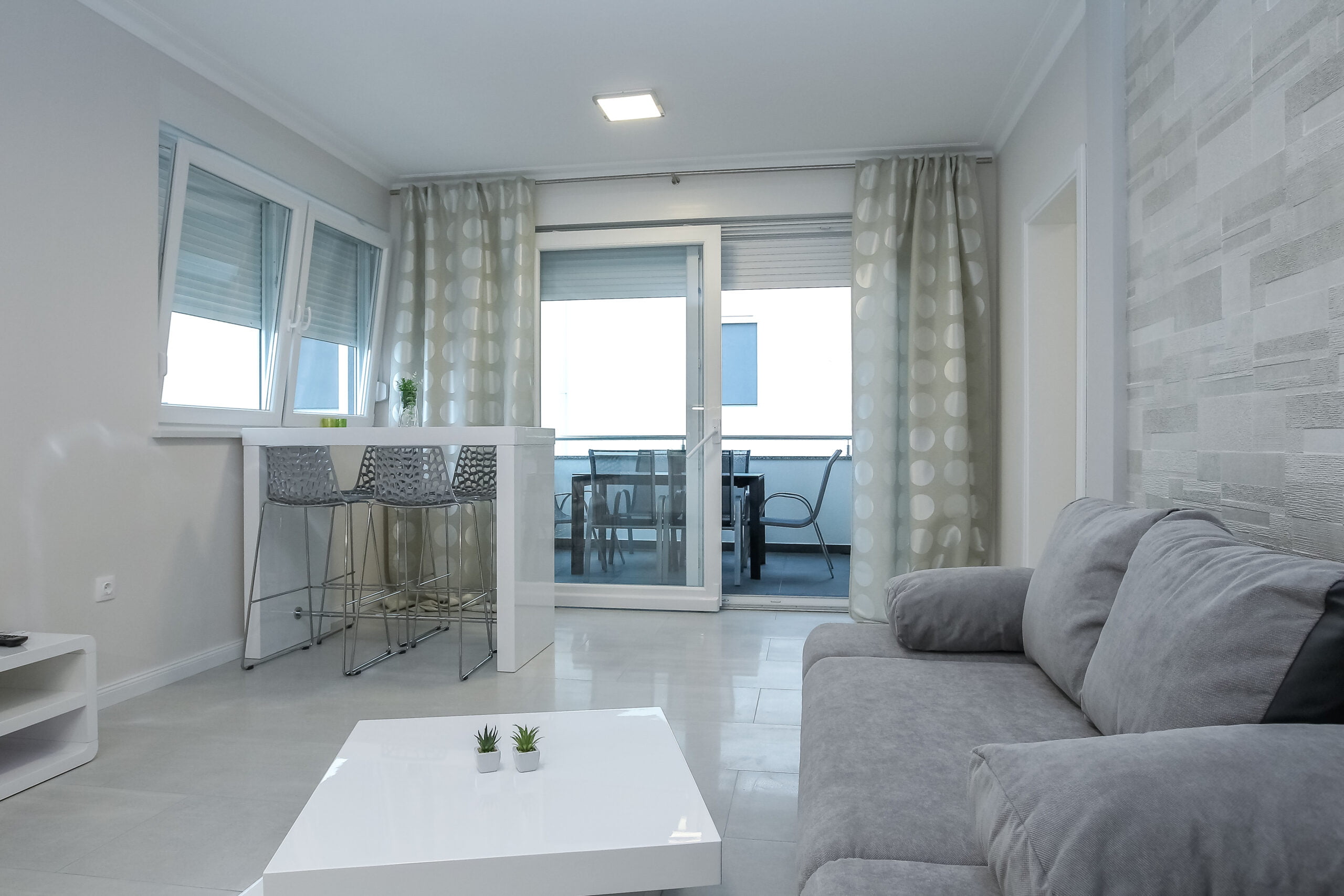 Tomana | Two-Bedroom Apartment - Image 30
