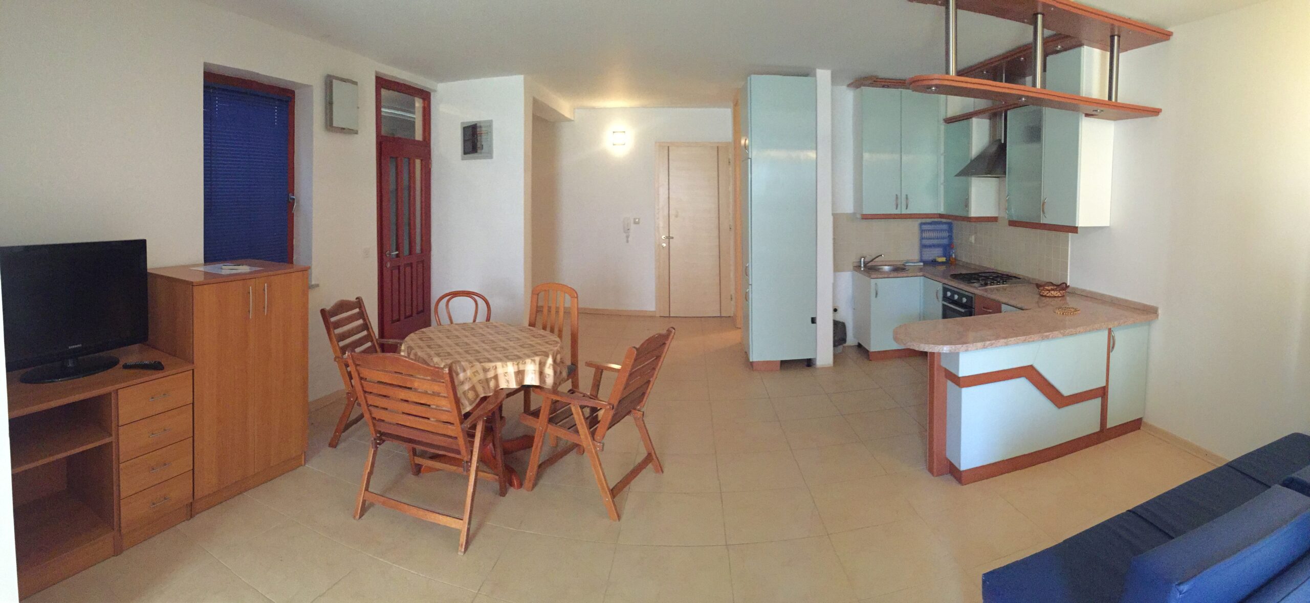 Maru | One-bedroom Apartment with Patio - Image 7