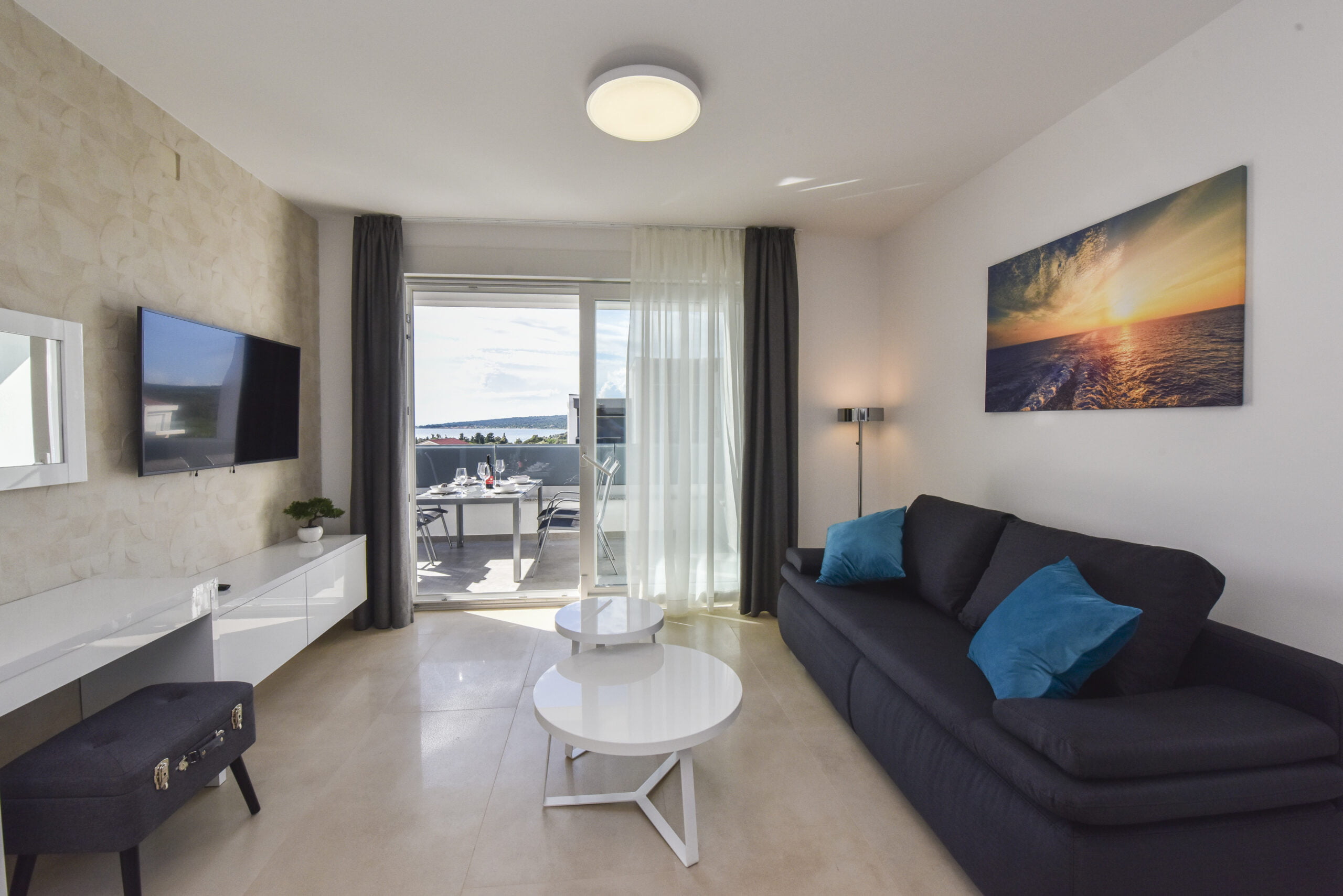 Mare | Two-Bedroom with terrace - Image 2