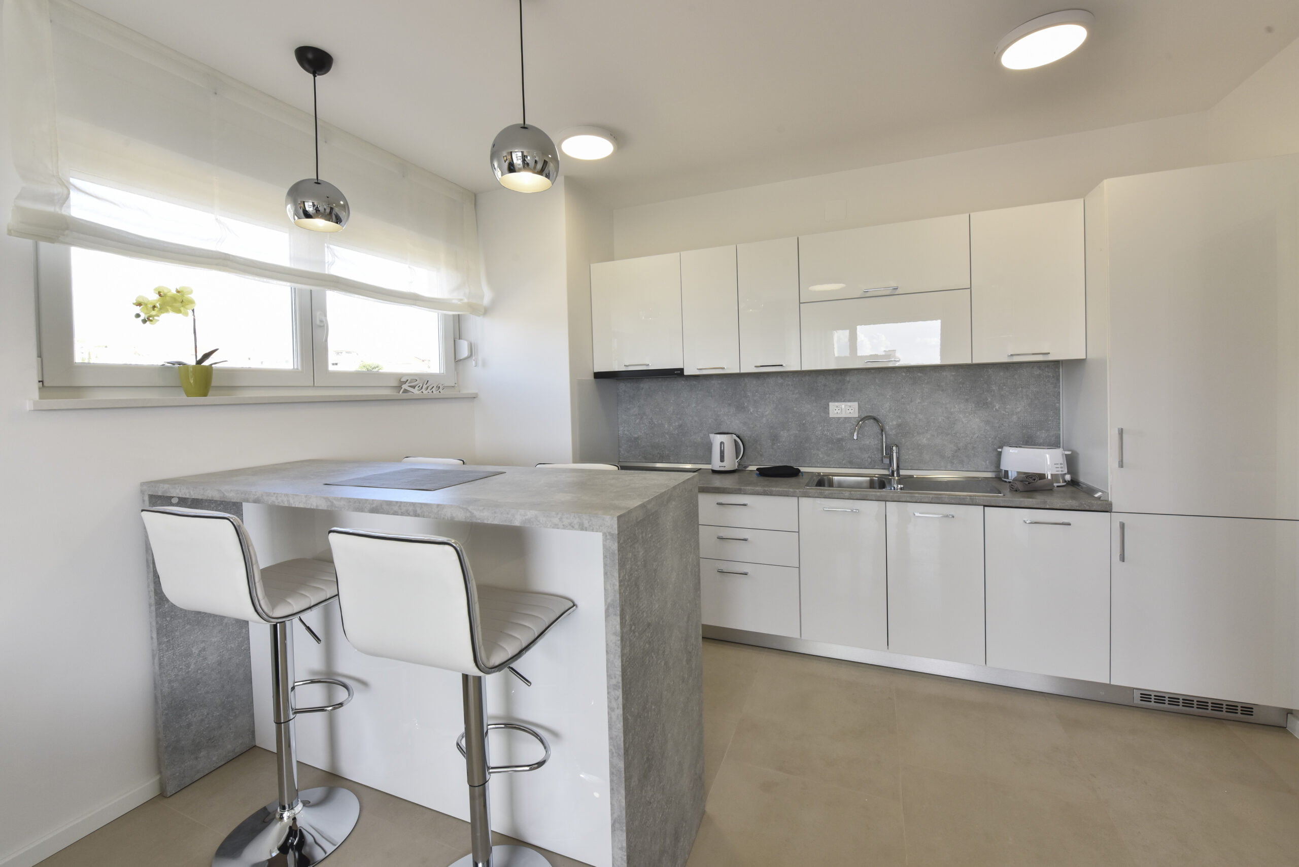 Mare | Two-Bedroom with terrace - Image 5