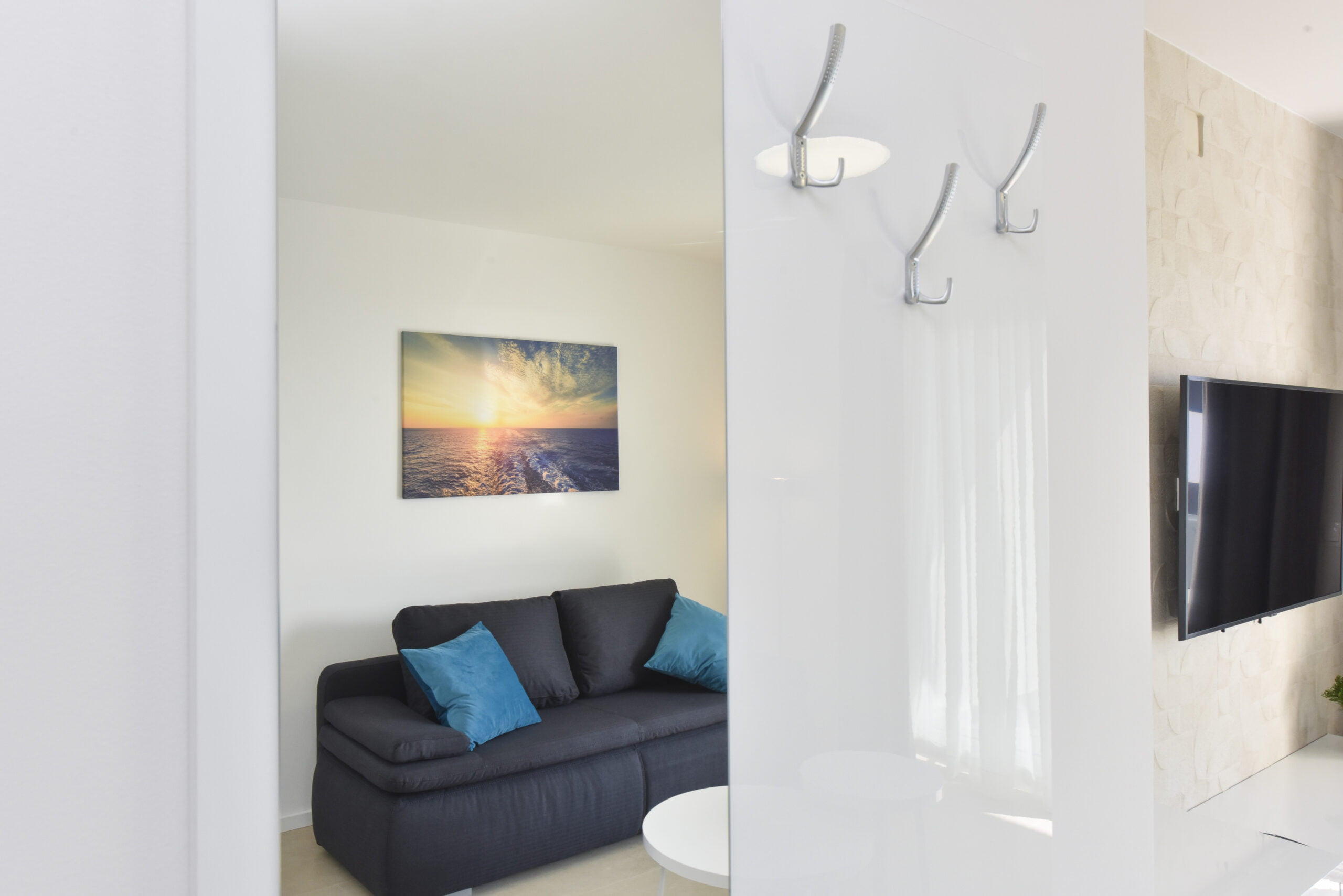 Mare | One-Bedroom Apartment - Image 3