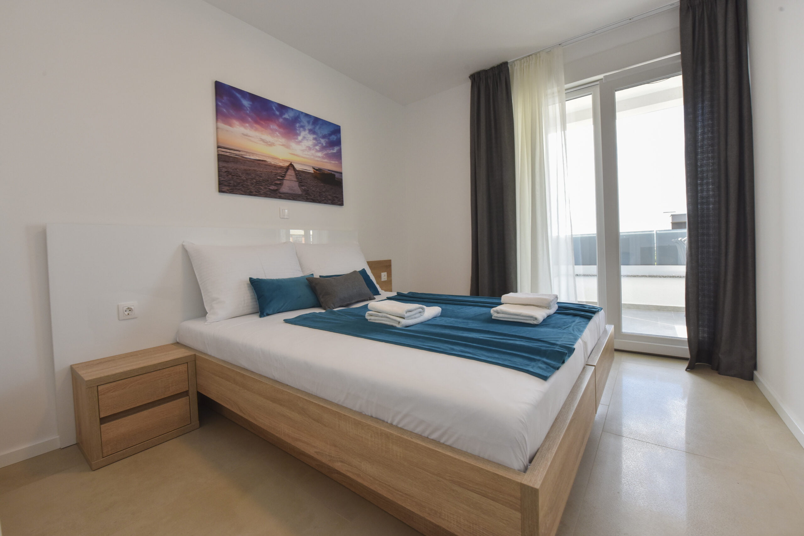 Mare | Three-Bedroom Apartment - Image 4