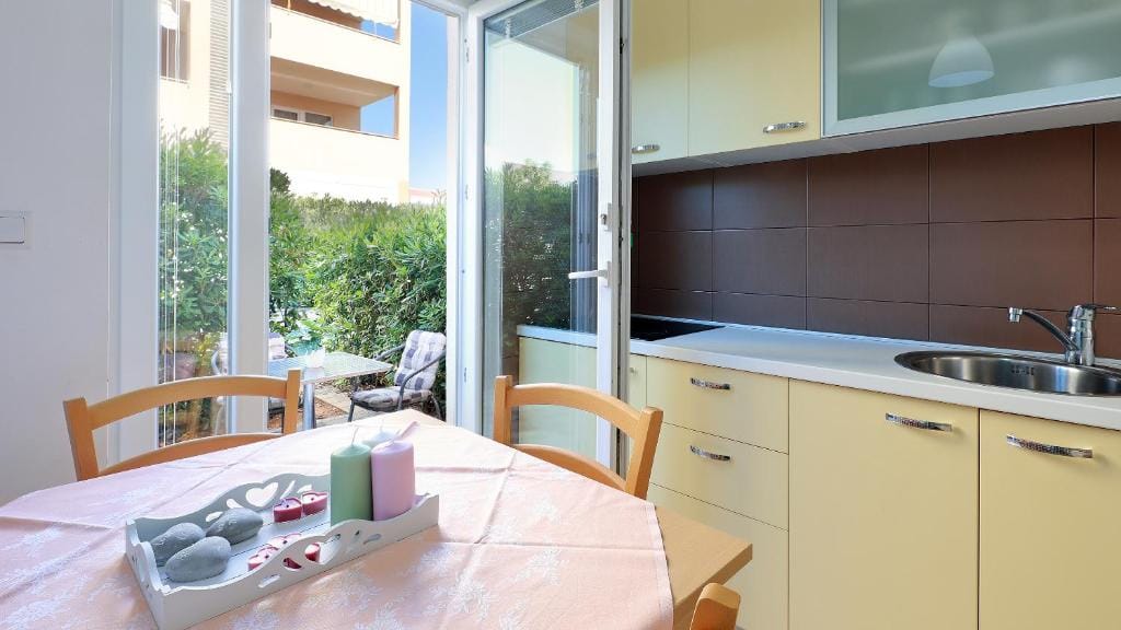 Orlje | Studio apartment - Image 17