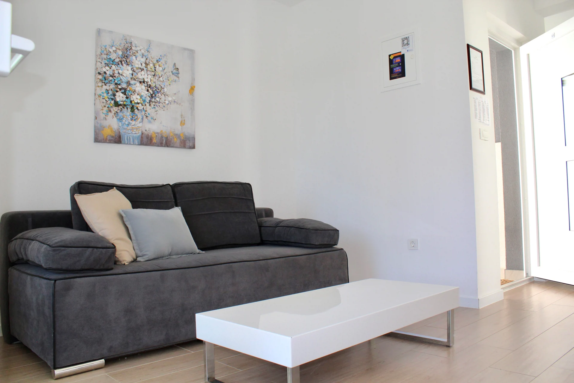 Casia | Studio bungalow with Balcony - Image 7