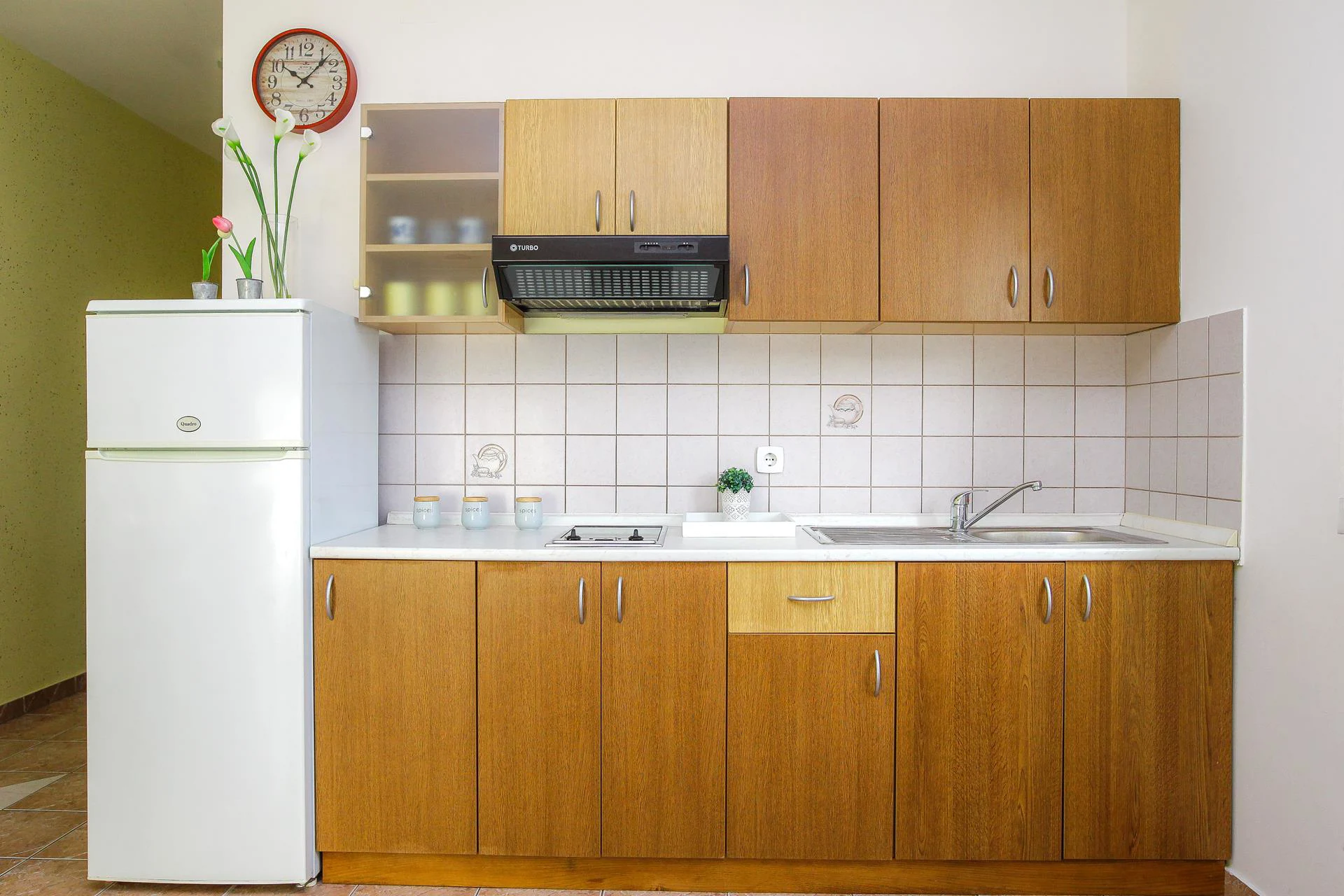 Lucky Luke | One-bedroom apartment - Image 8