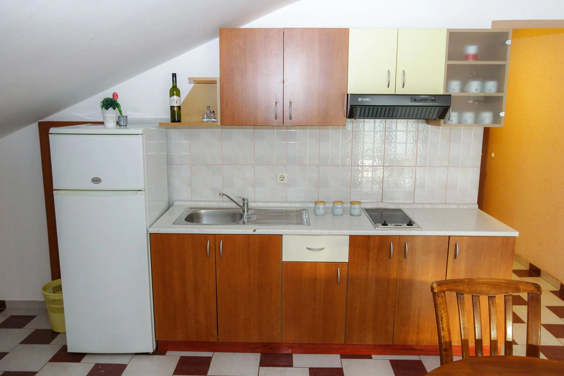 Lucky Luke | Two-bedroom apartment - Image 9
