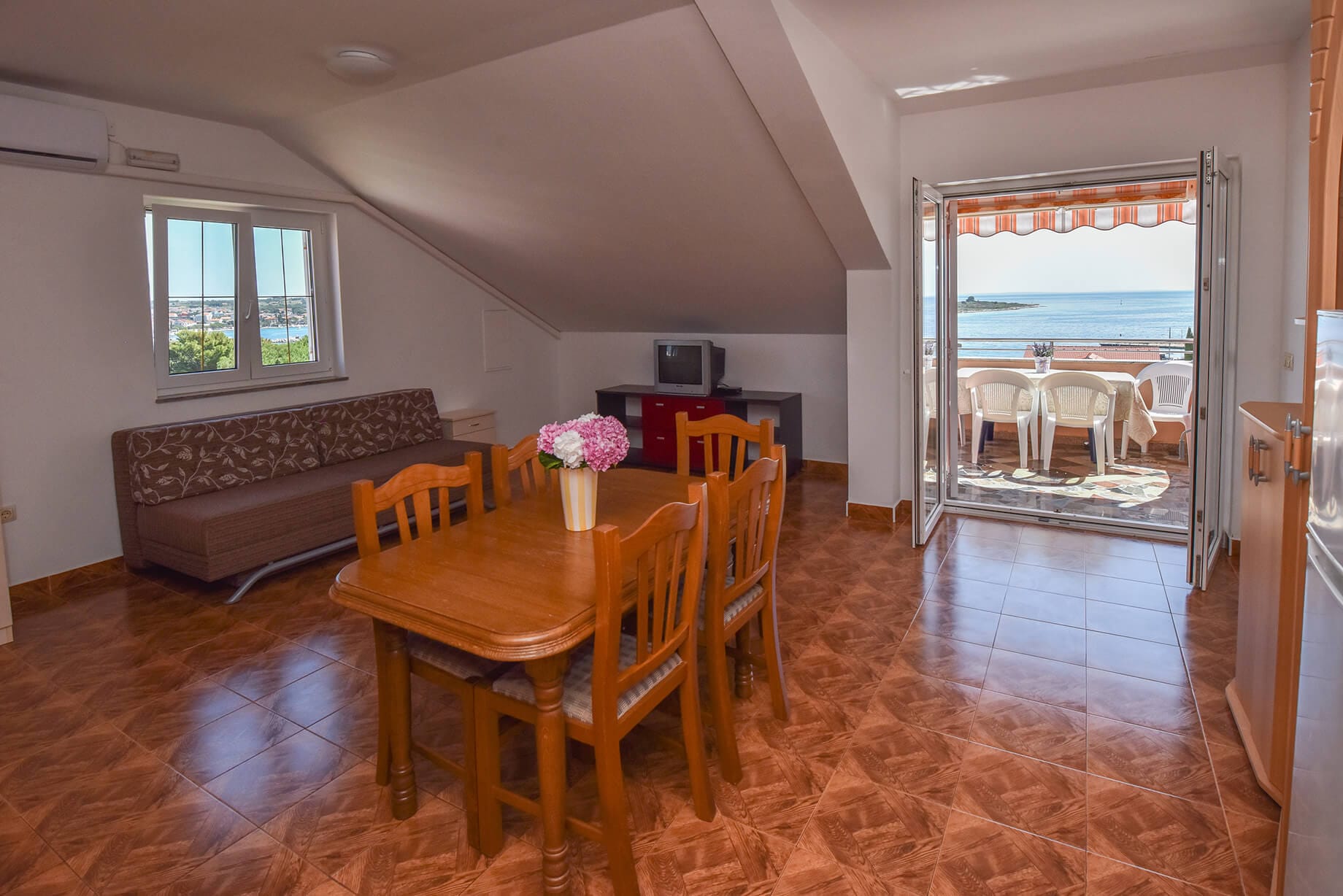 Bella Sky 5 | Two-bedroom apartment - Image 4