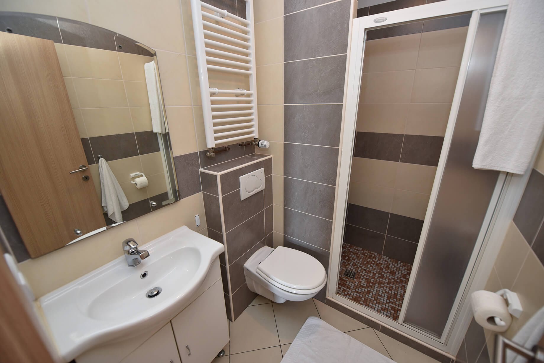 Bella Sky 1| One - bedroom apartment - Image 10