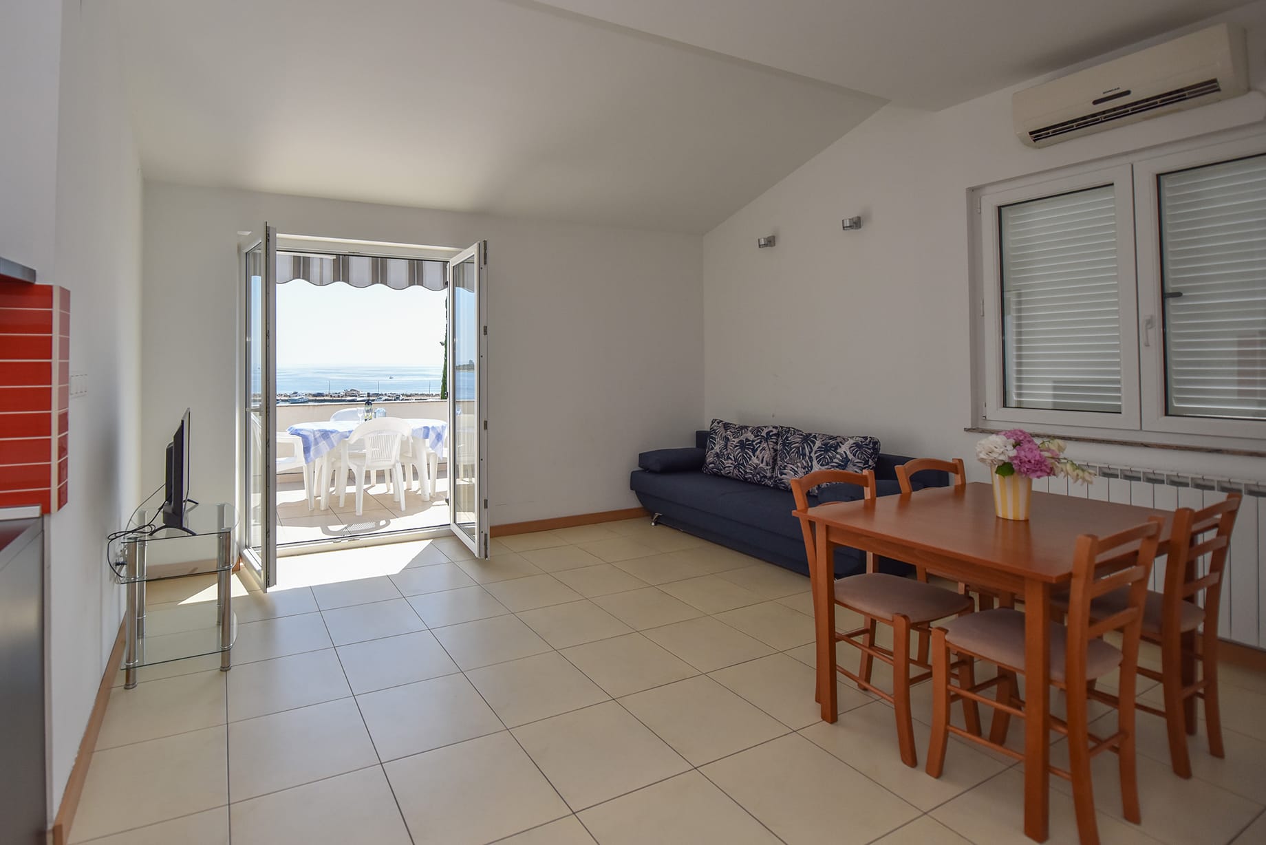 Bella Sky 1| One - bedroom apartment - Image 4