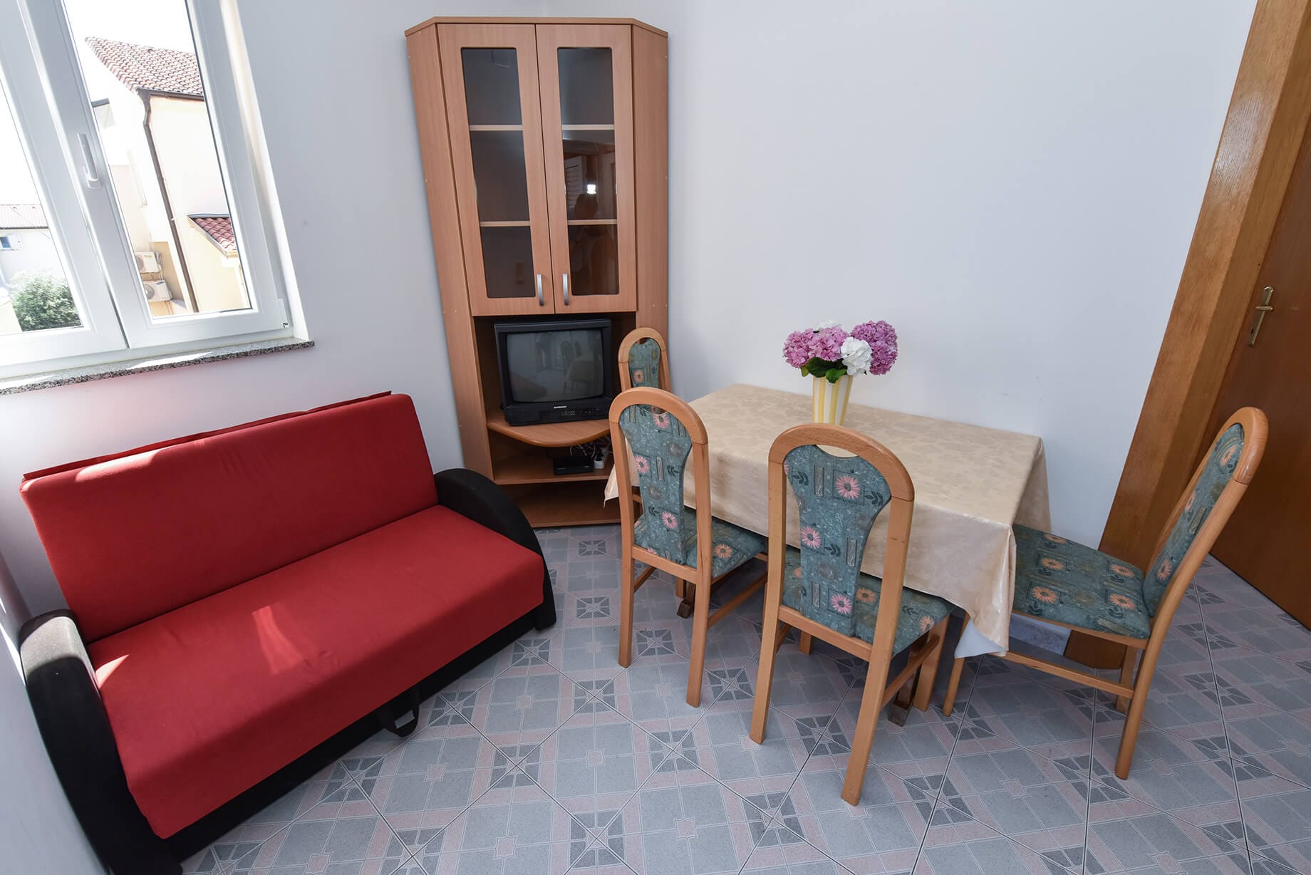Bella Sky 4 | One-Bedroom Apartment - Image 6