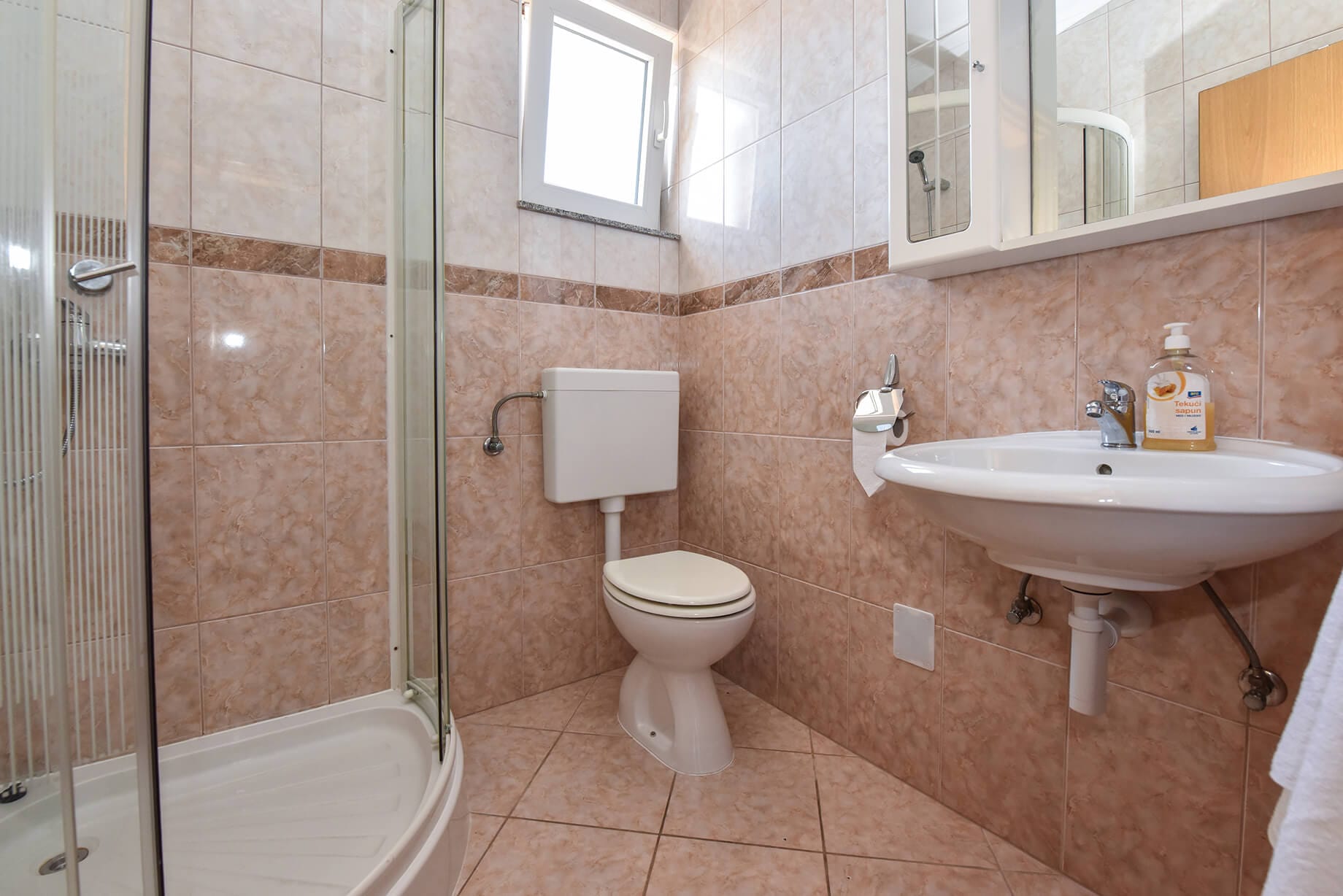 Bella Sky 4 | One-Bedroom Apartment - Image 2
