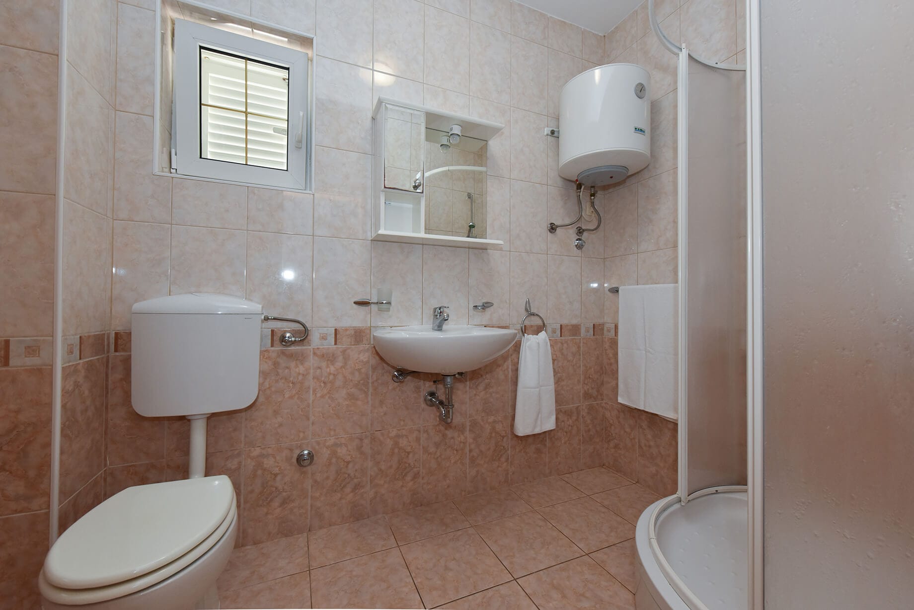 Bella Sky 5 | One-bedroom apartment - Image 3