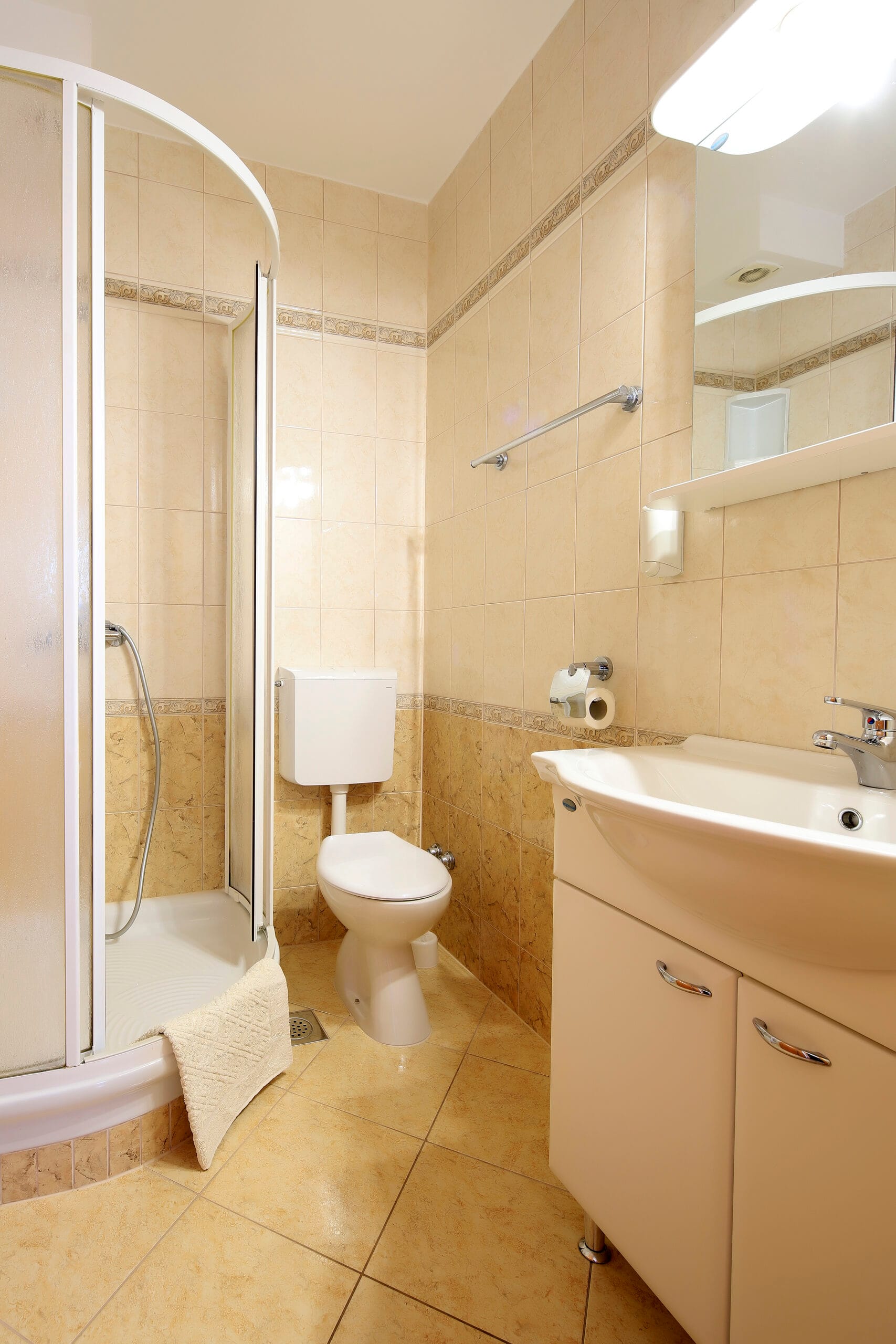 Trcol B11 | Two-bedroom apartment - Image 17