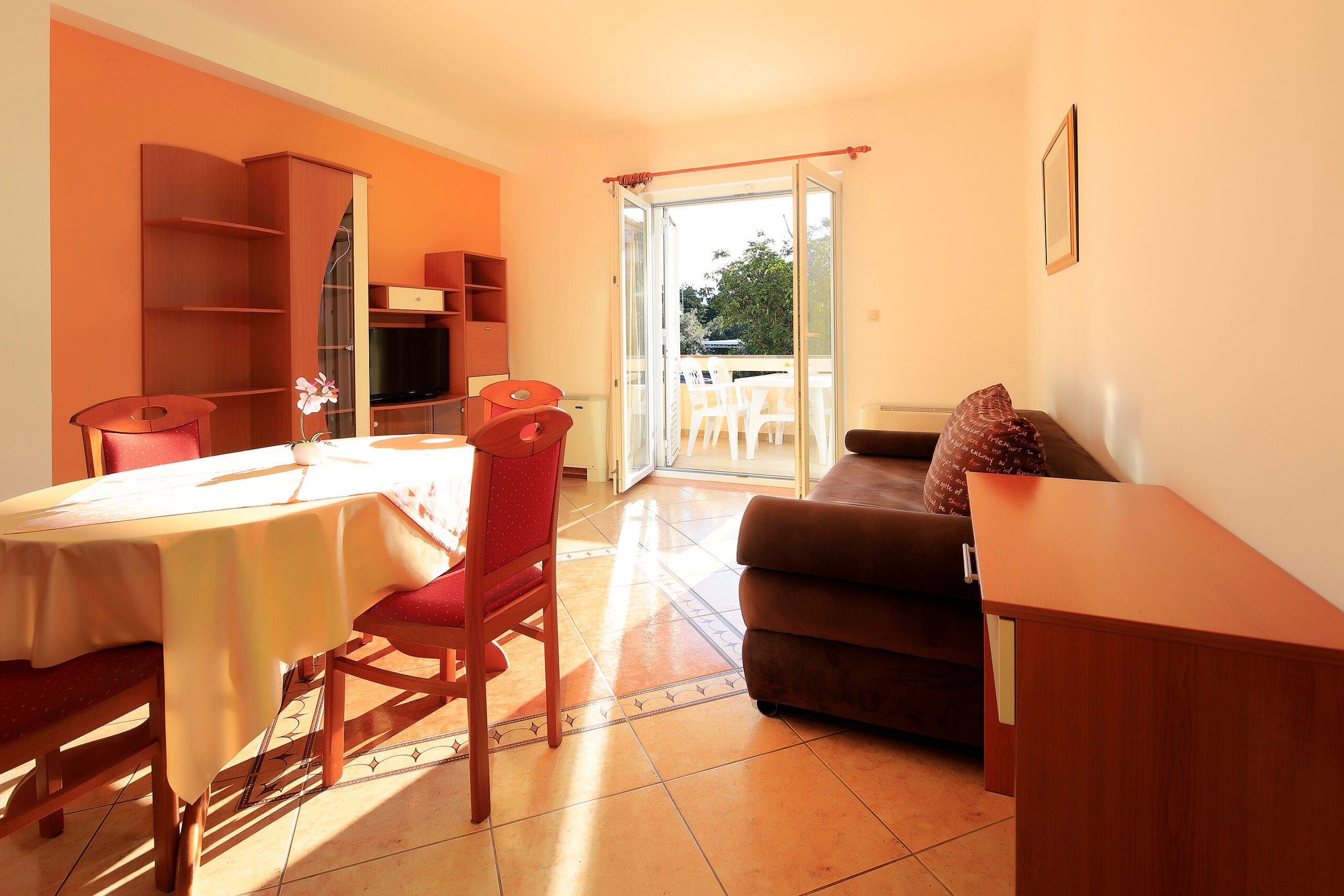 Trcol B5 | Two-bedroom apartment - Image 14