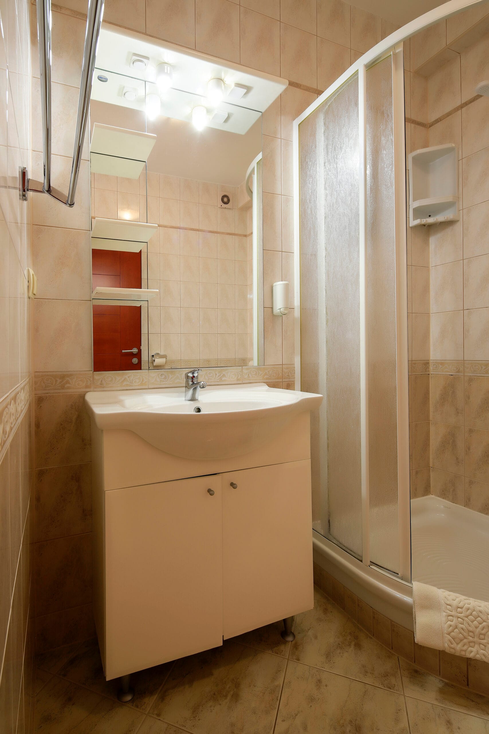 Trcol B5 | Two-bedroom apartment - Image 28