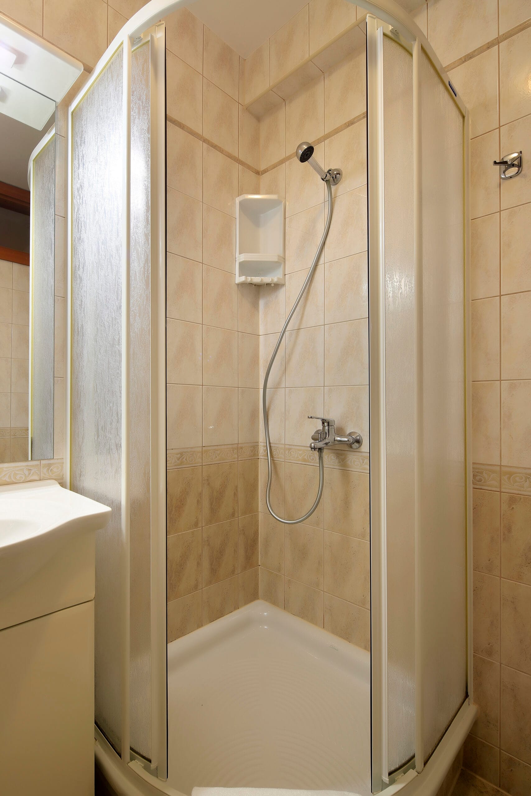 Trcol B4 | One-bedroom apartment - Image 19
