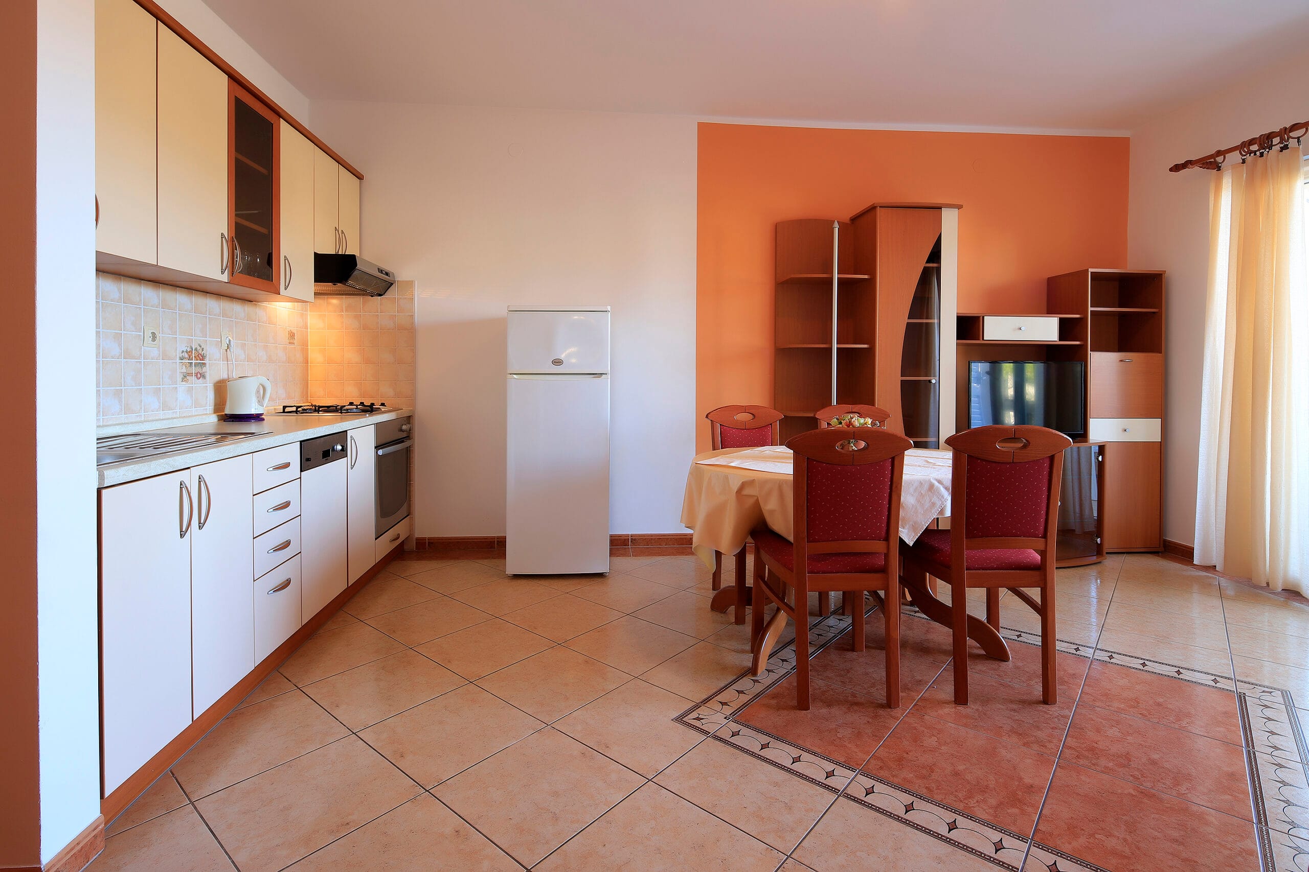 Trcol B2 | One-bedroom apartment - Image 8