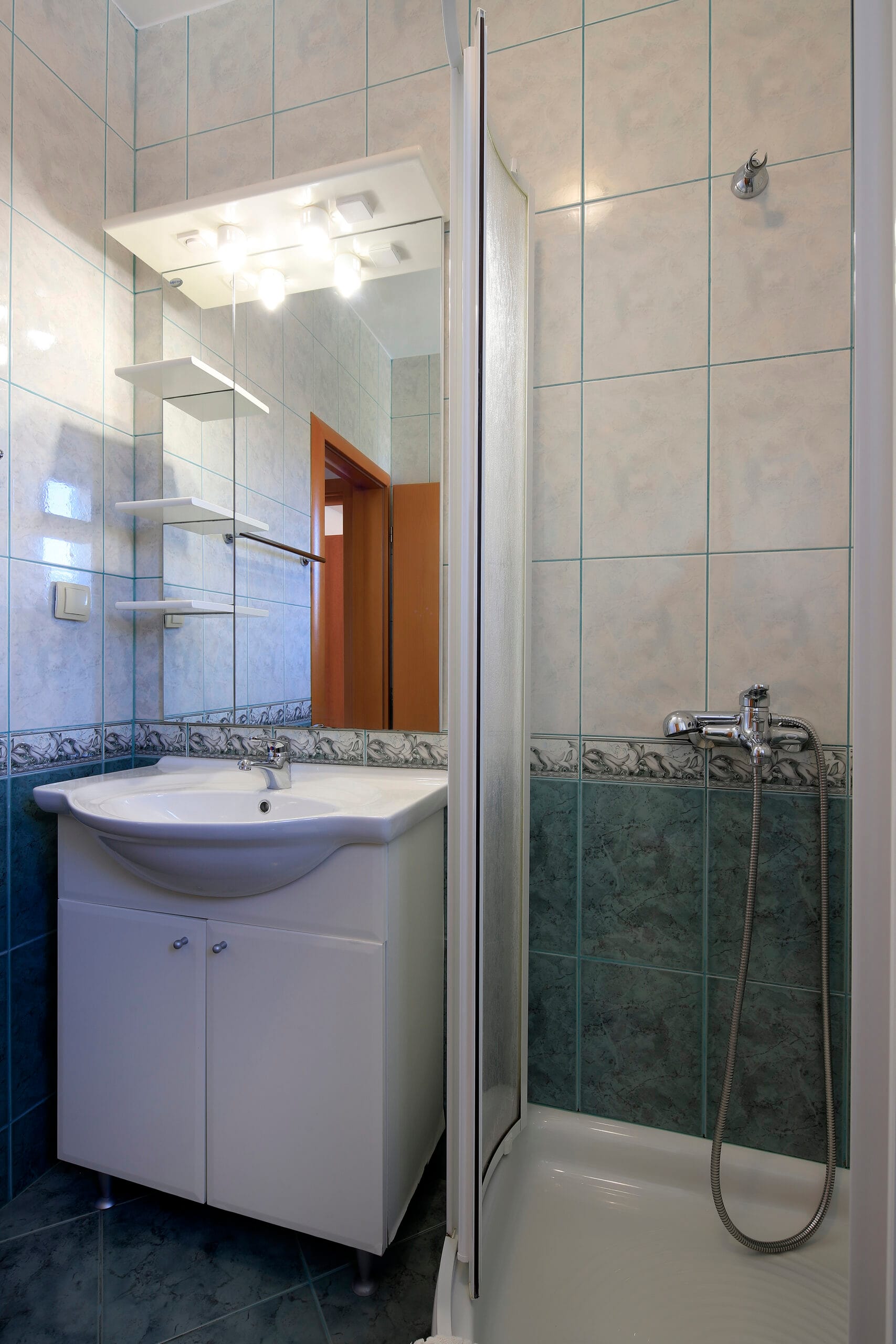 Trcol B9 | Two-bedroom apartment - Image 19