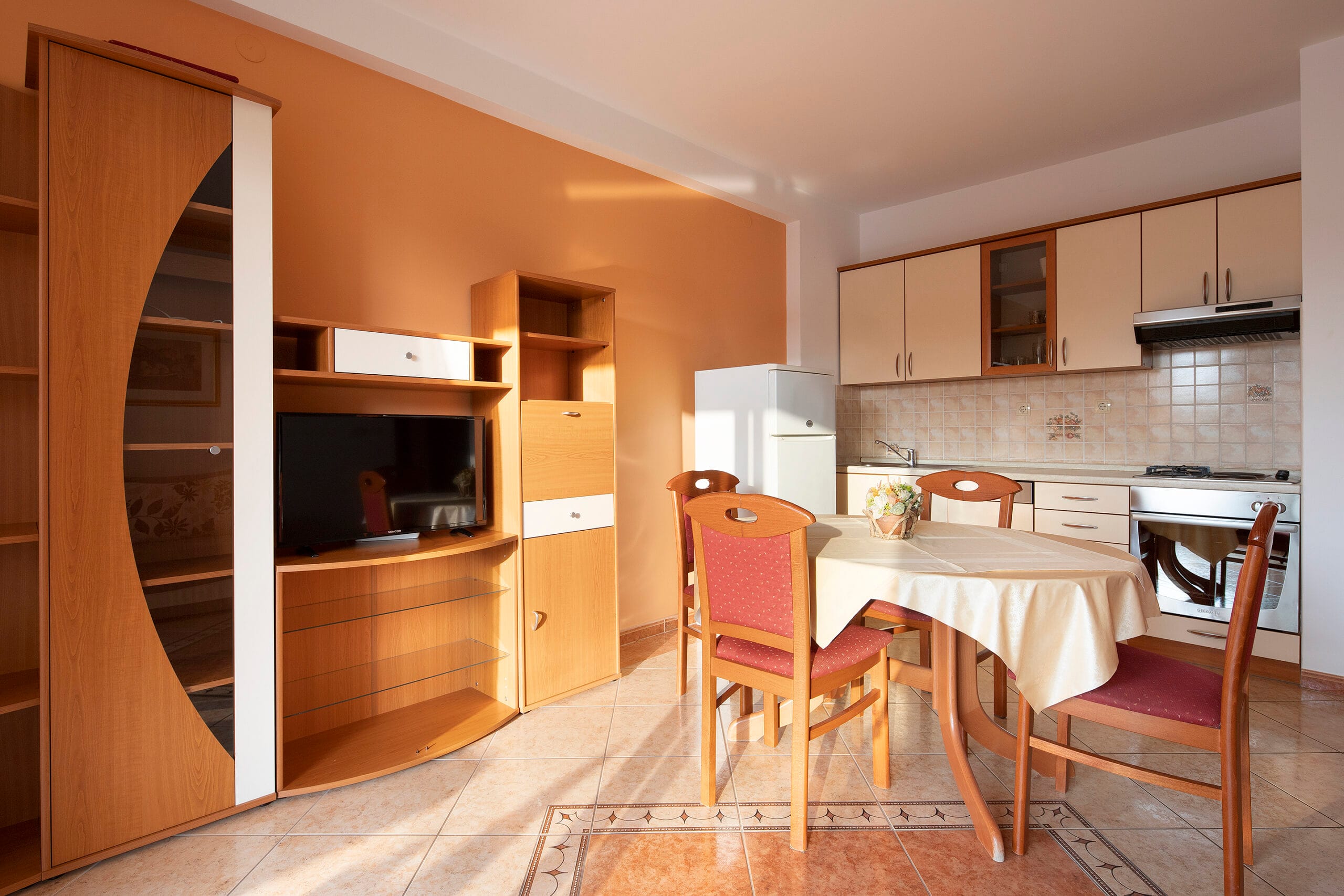 Trcol B1 | One-bedroom apartment - Image 10