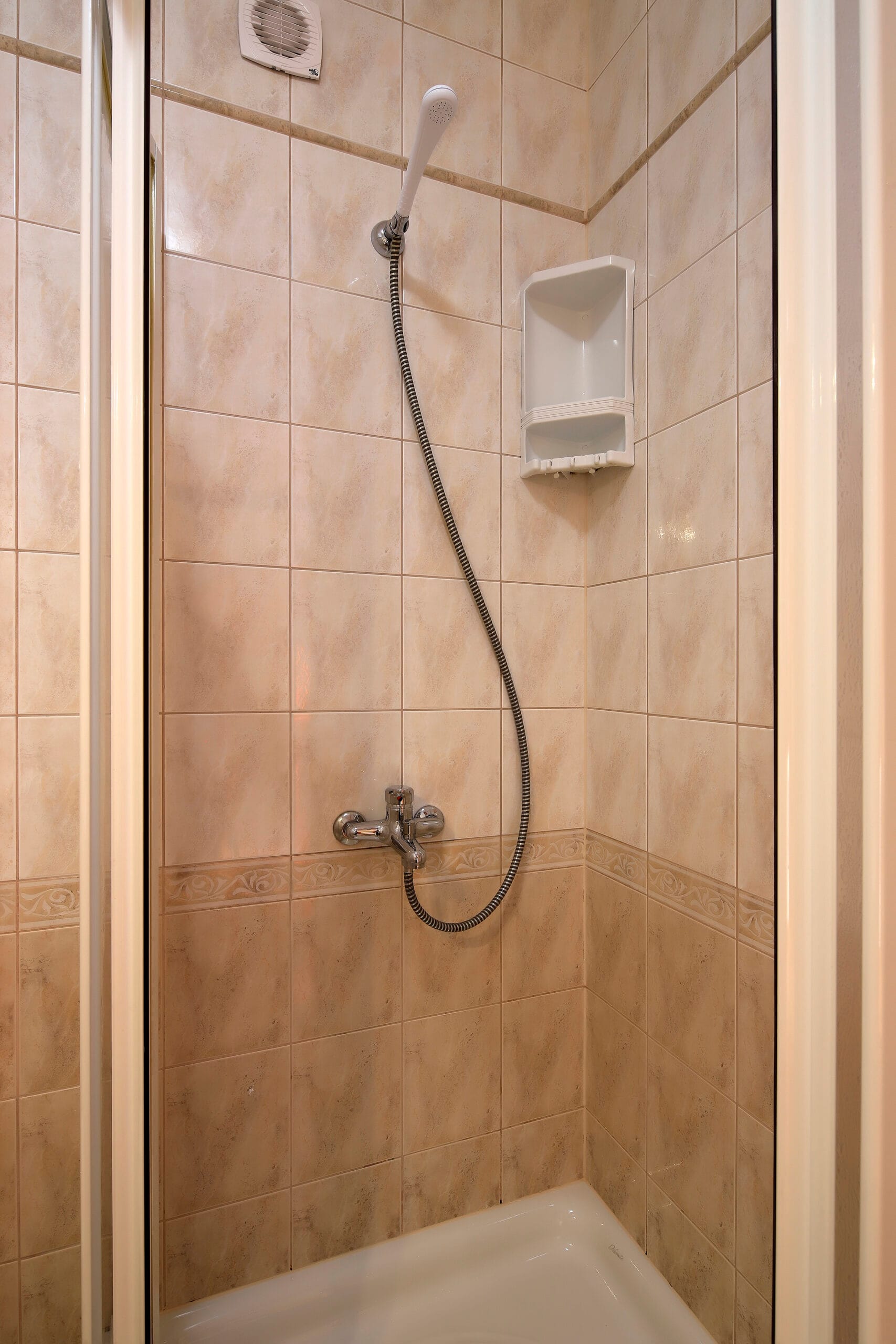 Trcol B1 | One-bedroom apartment - Image 23