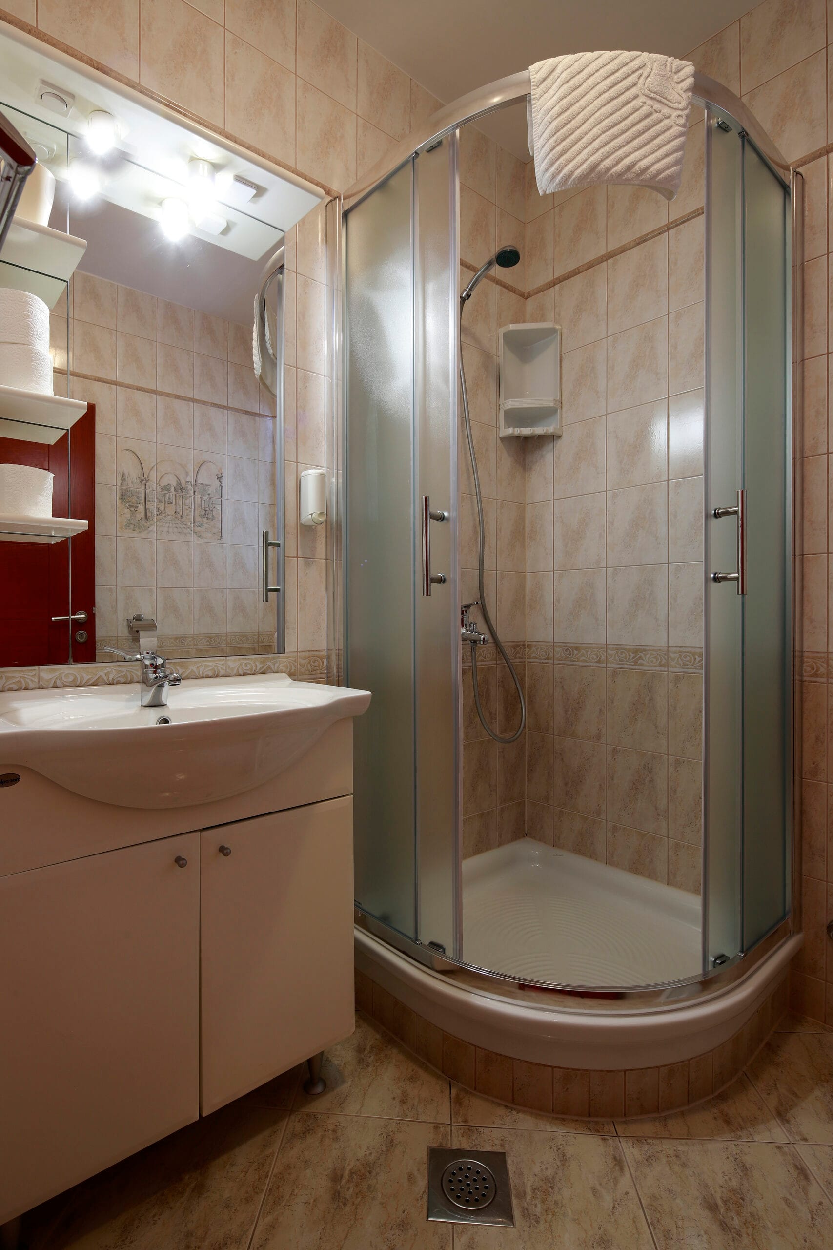 Trcol B3 | One-bedroom apartment - Image 16