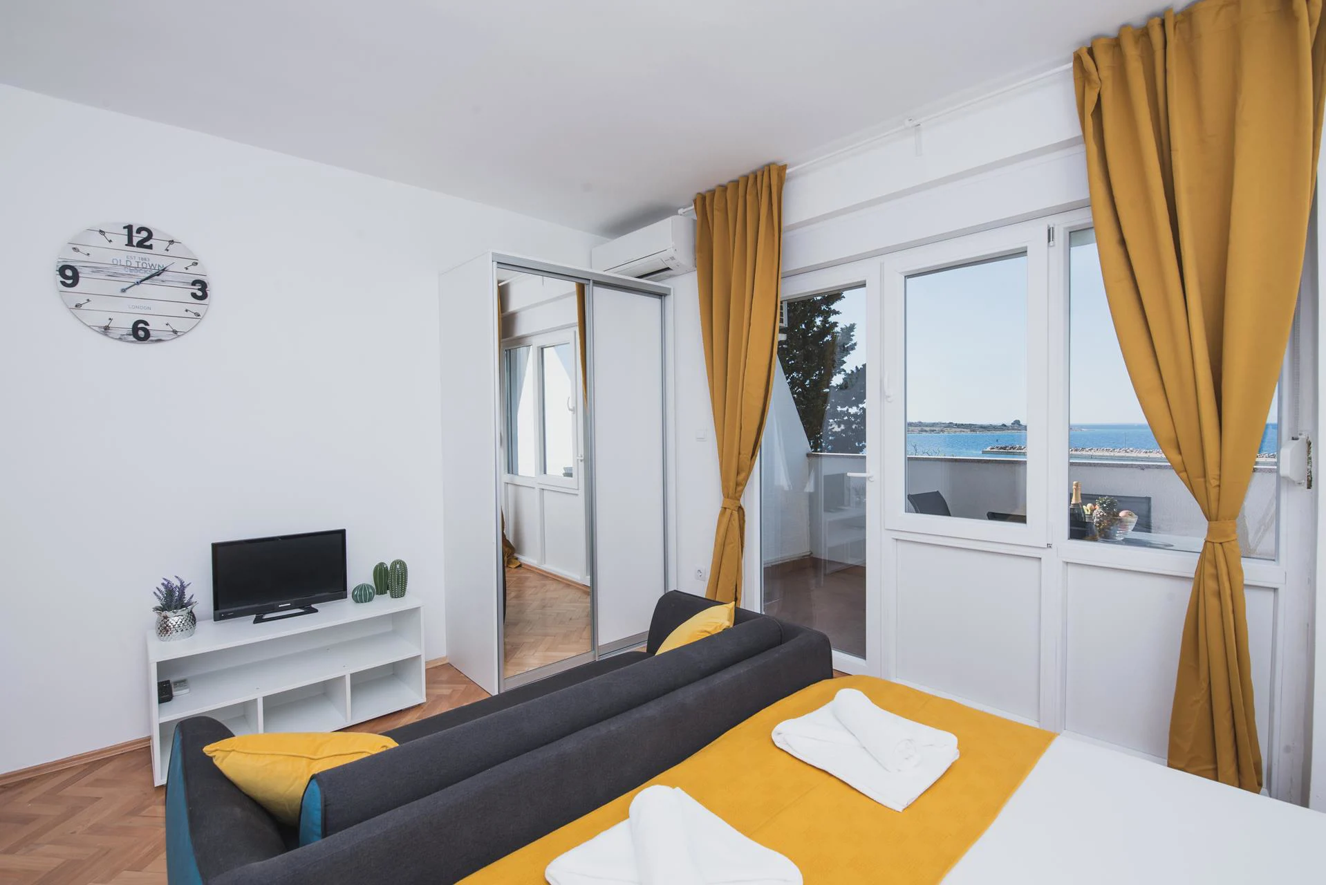 Semy | Studio Apartment