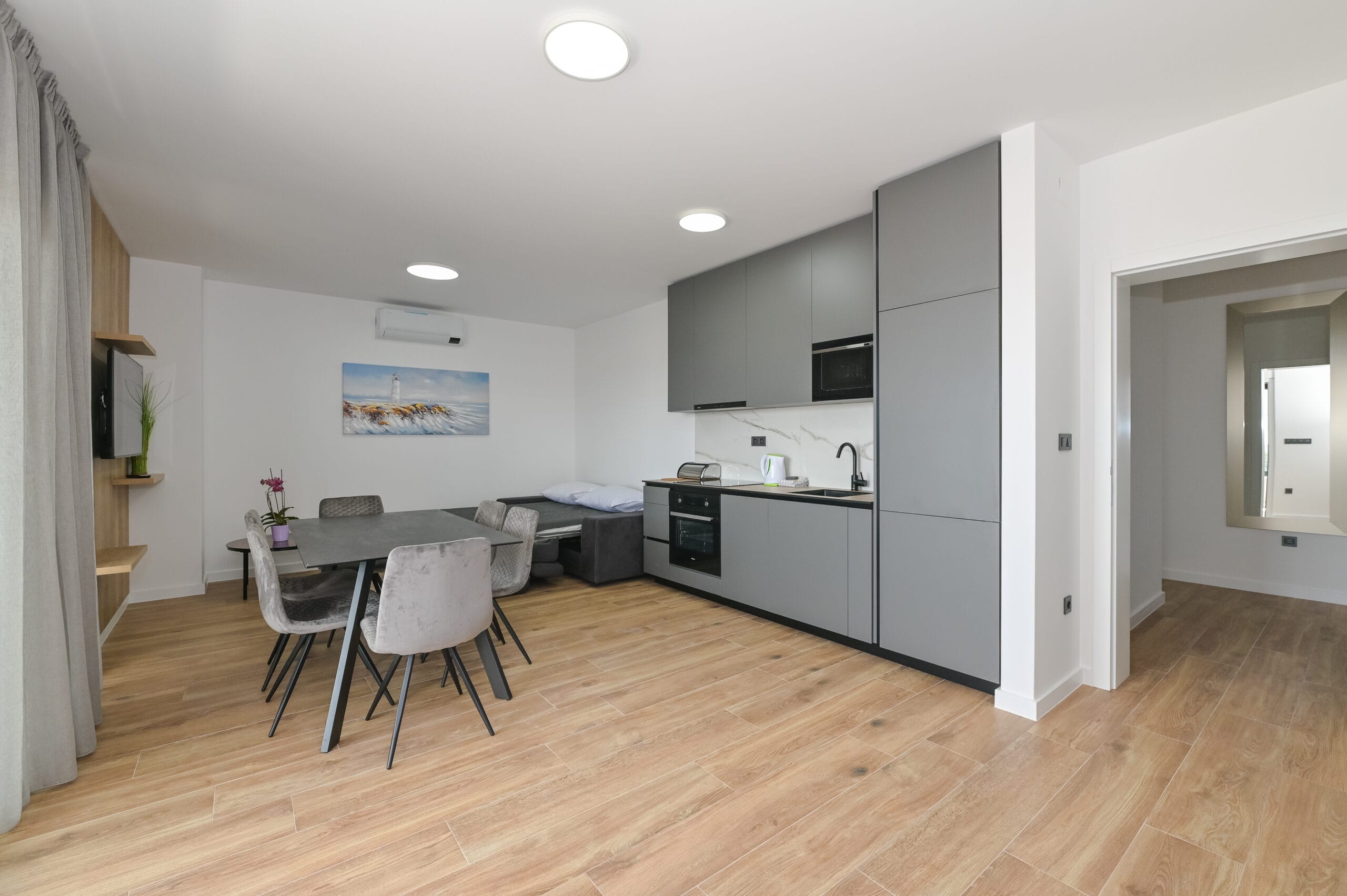Eagle | Two-bedroom apartment - Image 40