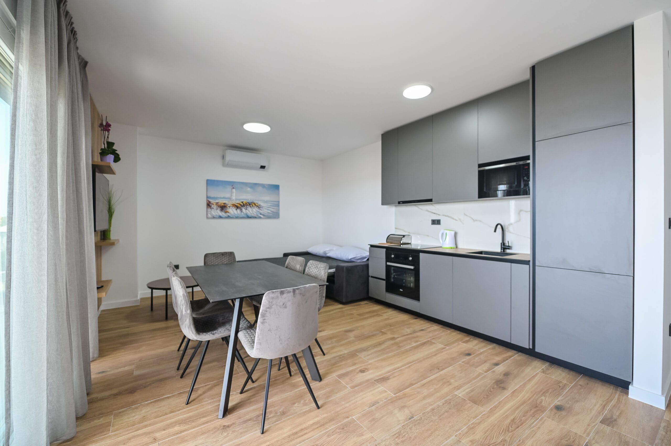 Eagle | Two-bedroom apartment - Image 38