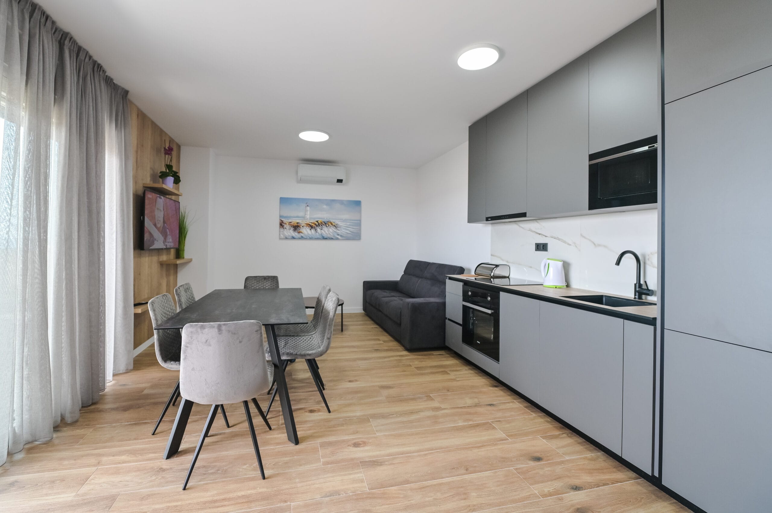 Eagle | Two-bedroom apartment - Image 37