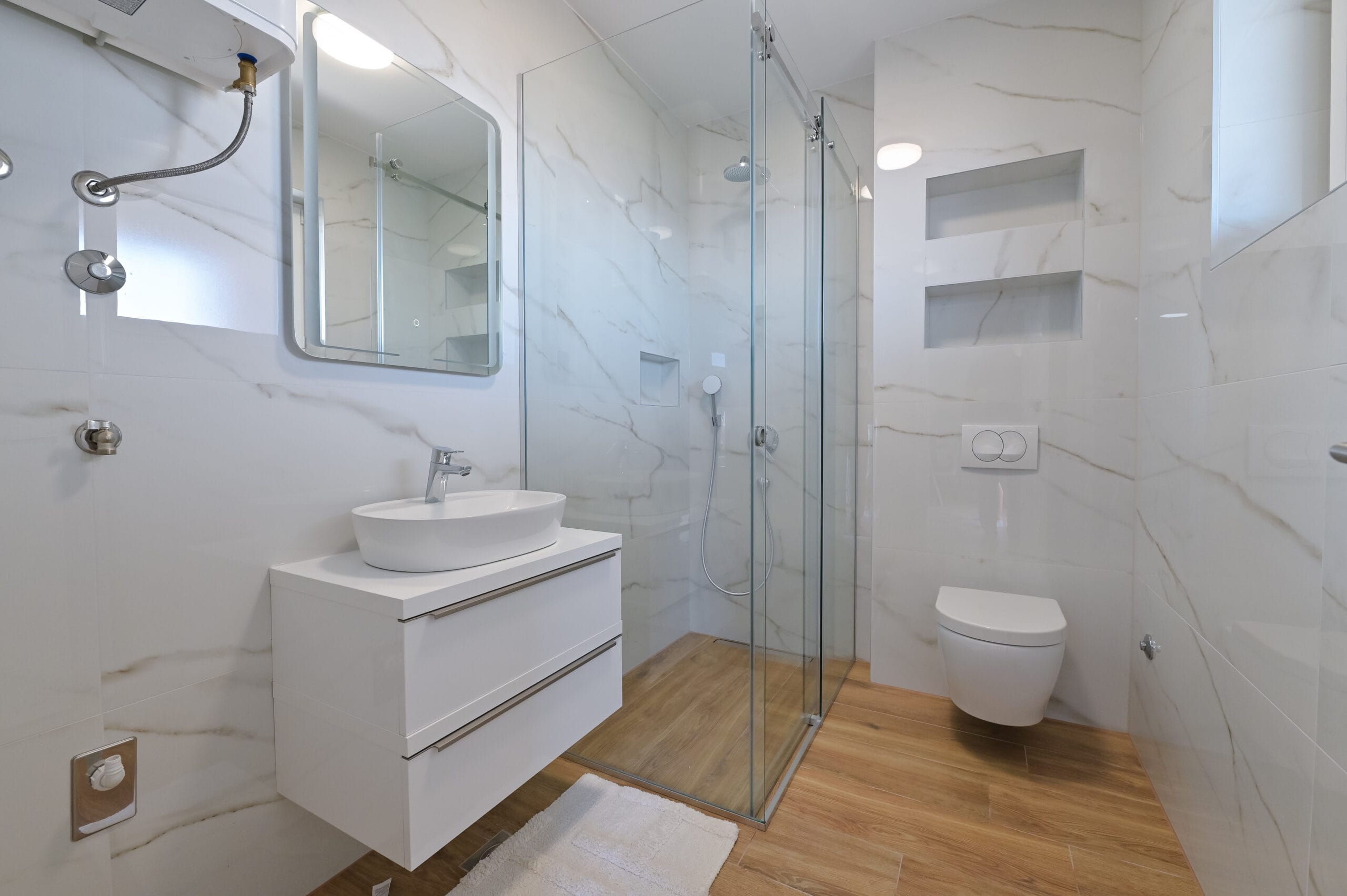 Eagle | Two-bedroom apartment - Image 36