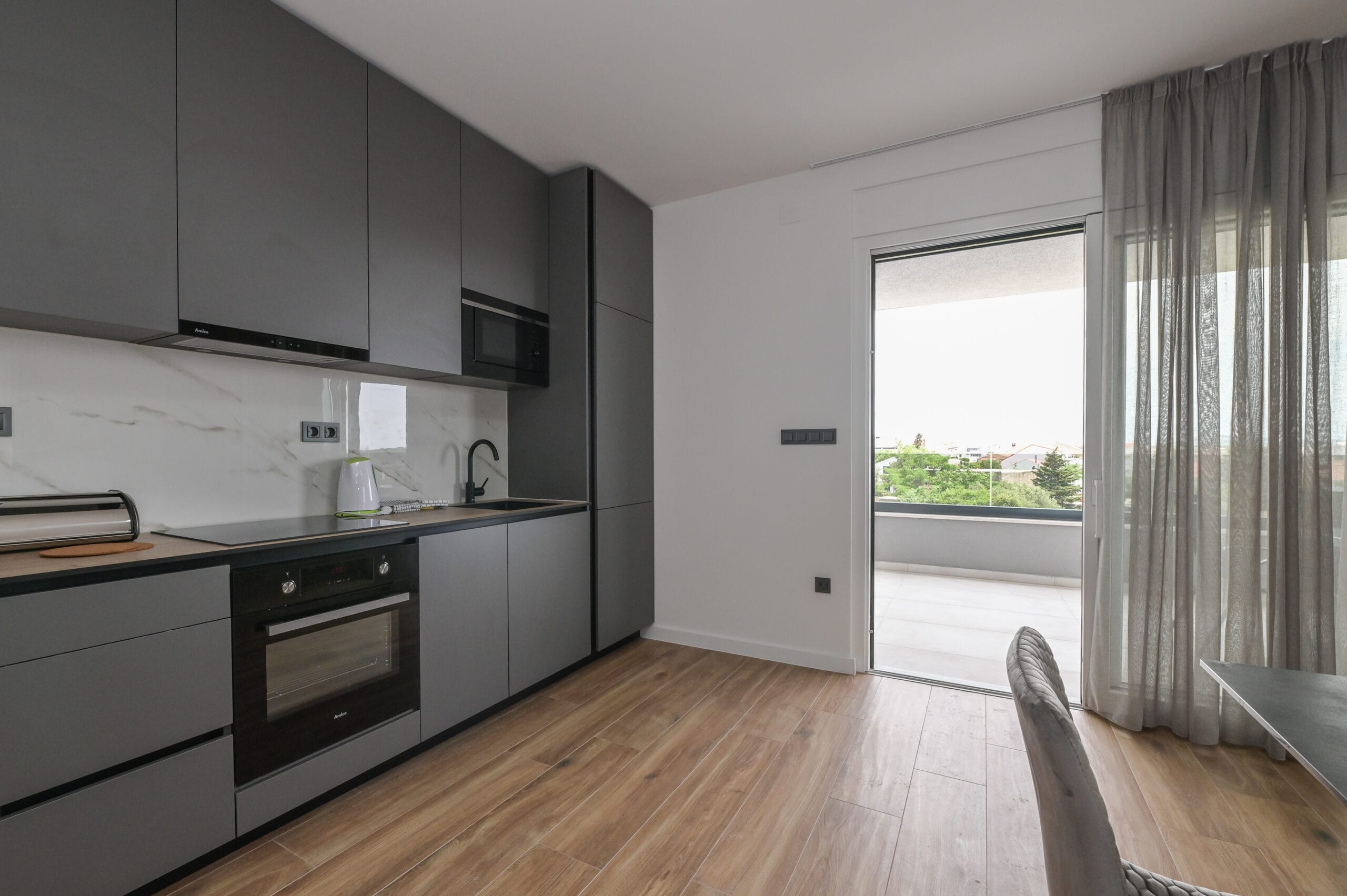 Eagle | Two-bedroom apartment - Image 10