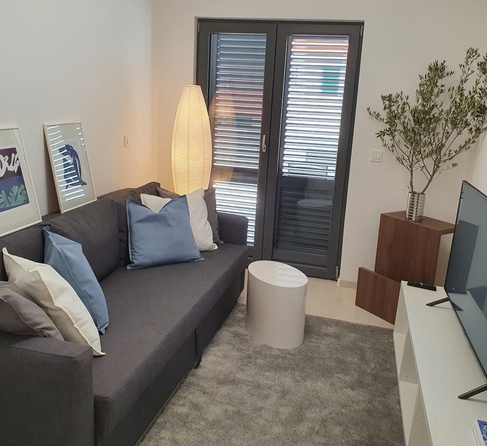 Aqua 4 | One-bedroom apartment - Image 2