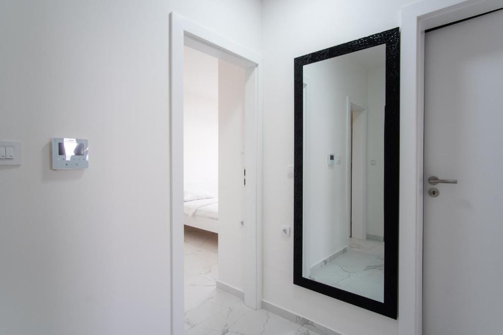 Villa Luna Deluxe 2 | Two Bedroom Apartment - Image 15