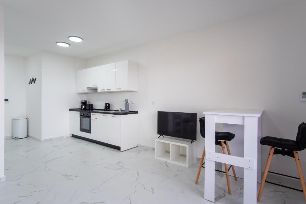 Villa Luna Deluxe 2 | STUDIO - Image 8