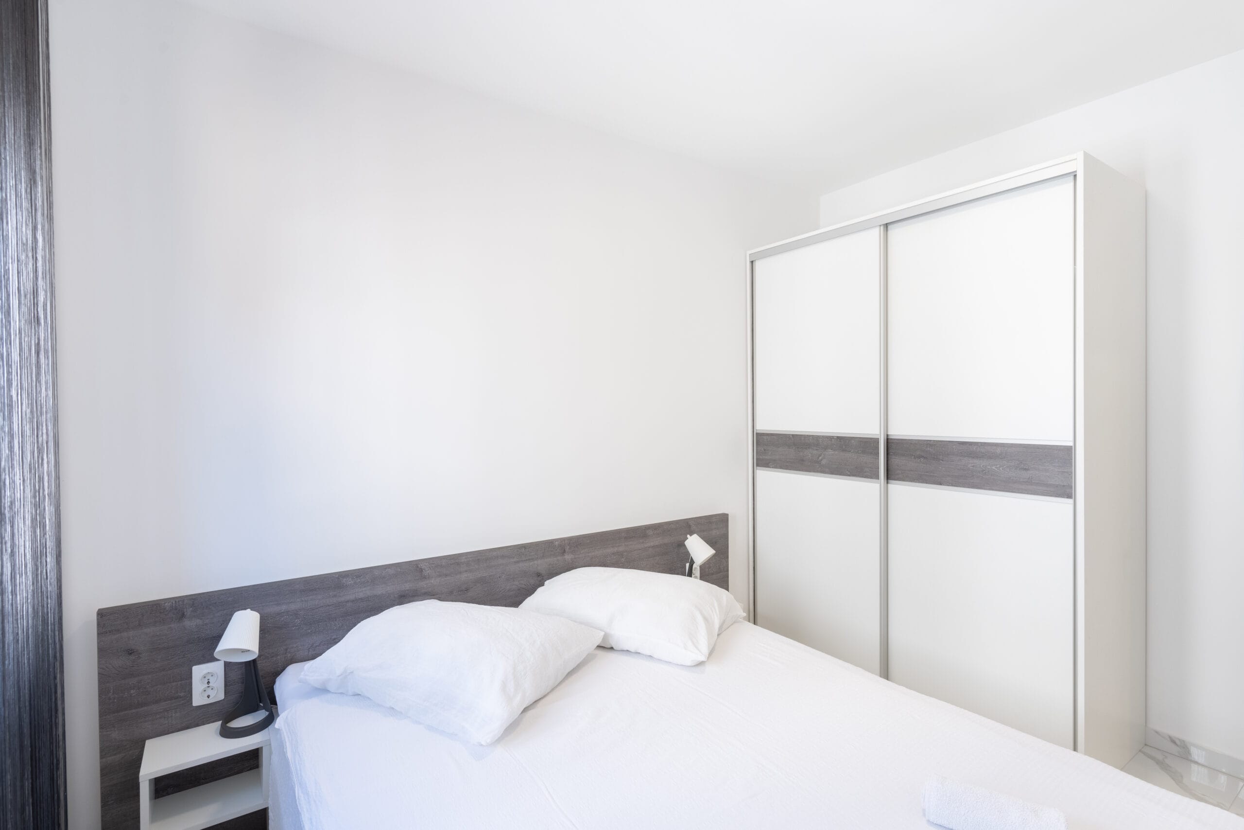 Meridian | Two-Bedroom with terrace - Image 37