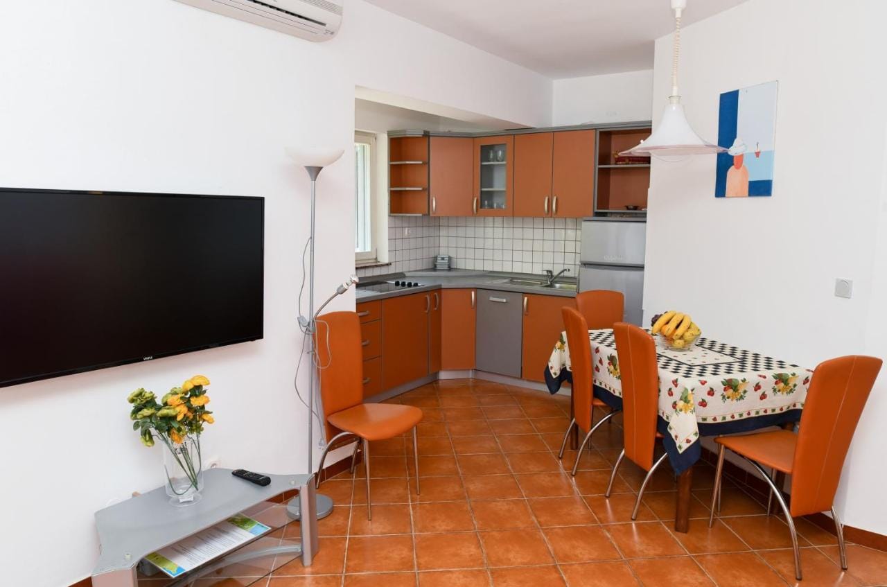 DIAMOND 3 | Two-bedroom apartment - Image 13